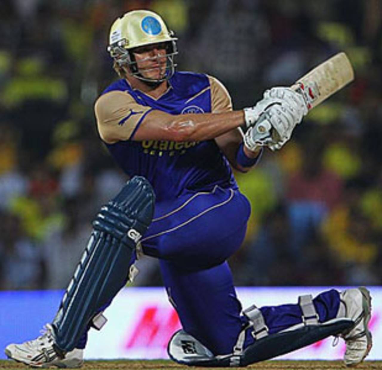 Shane Watson plays the sweep, Chennai Super Kings v Rajasthan Royals, IPL, Chennai, April 3, 2010