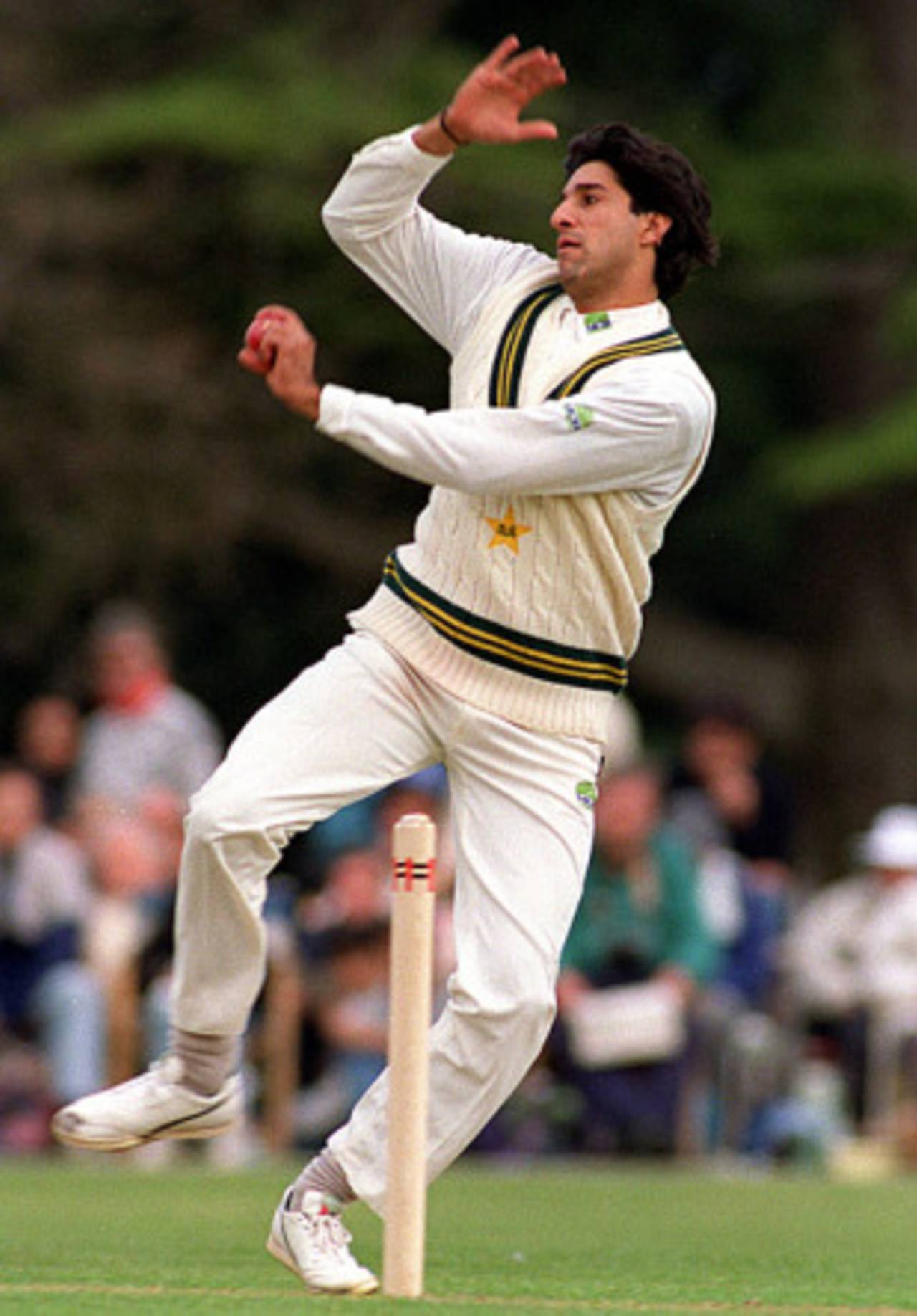 Wasim Akram bowls during a tour game, Lavina Duchess of Norfolk's XI v Pakistanis, Arundel, May 3, 1992