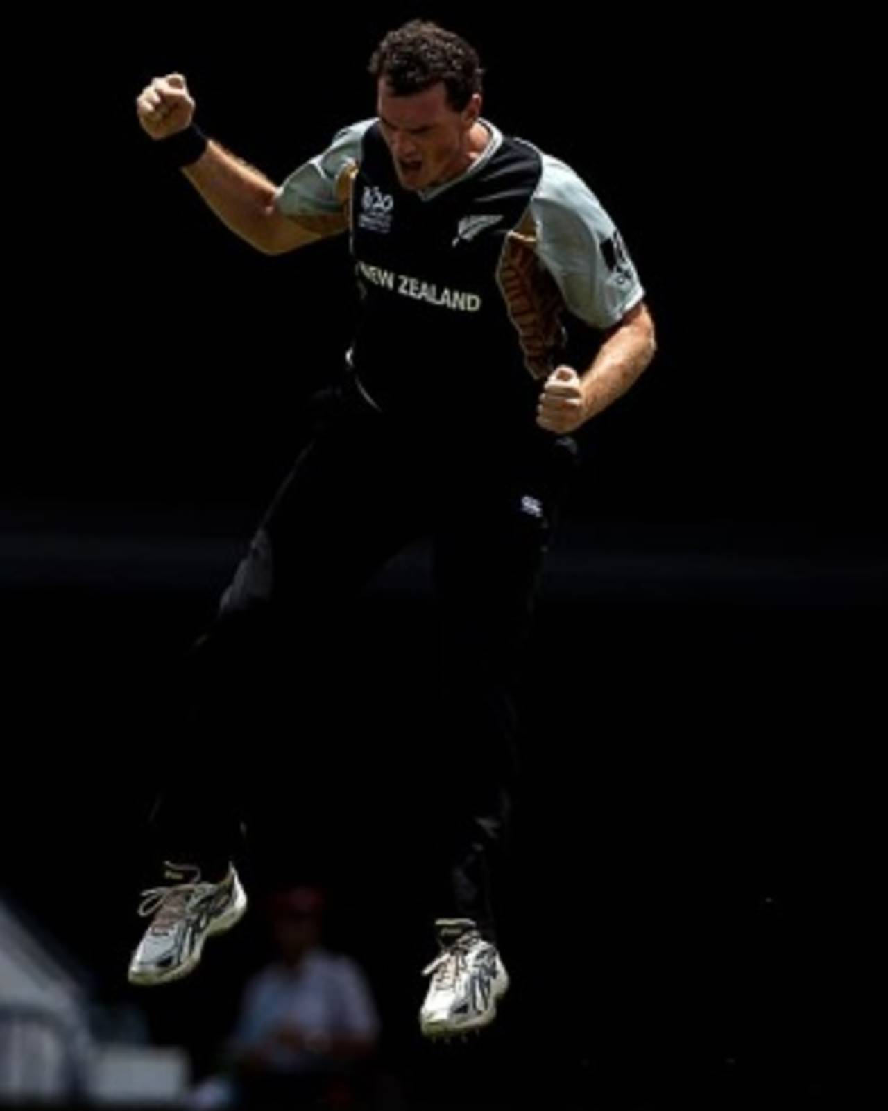 Kyle Mills got rid of the Akmal brothers, New Zealand v Pakistan, Super Eights, Group E, World Twenty20, Barbados, May 8, 2010

