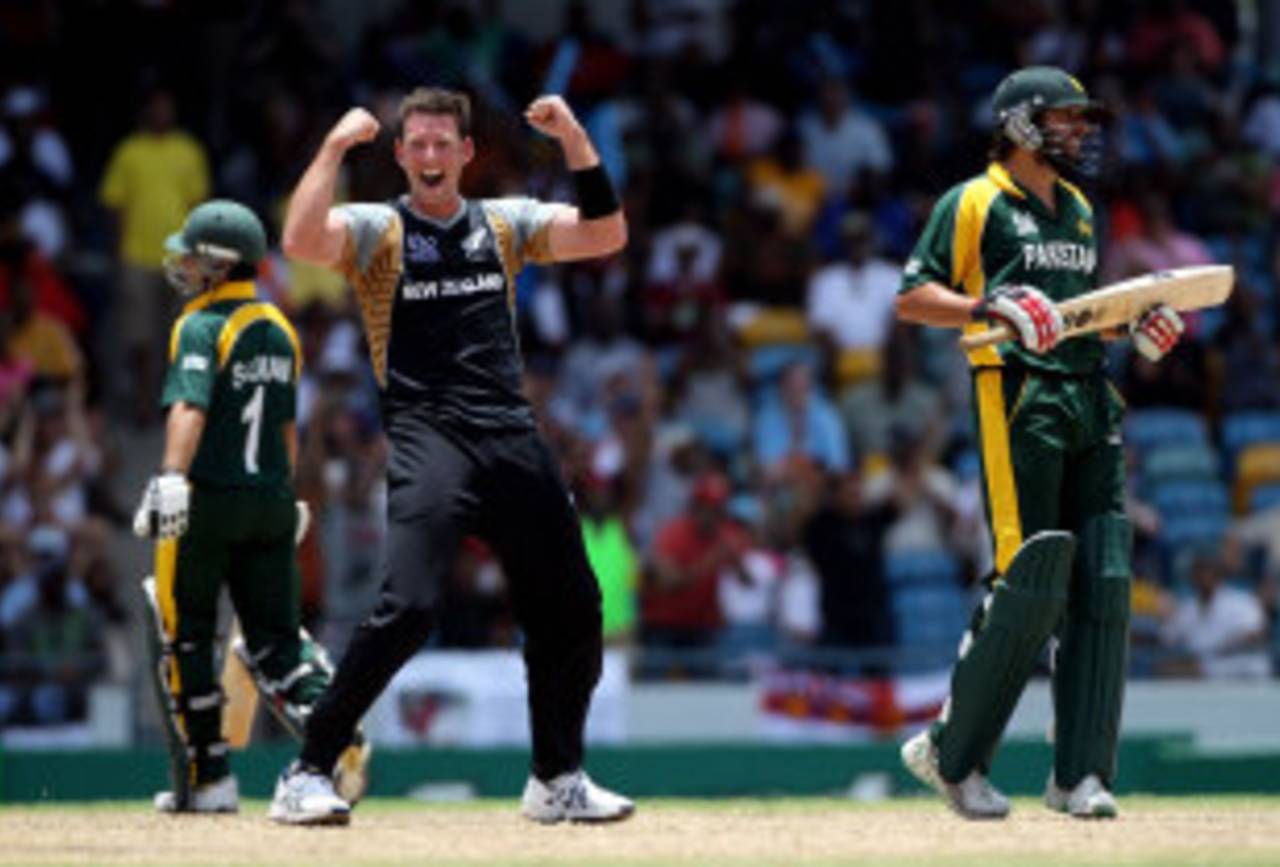 Ian Butler grabbed three for 19 in New Zealand's tense win, New Zealand v Pakistan, Super Eights, Group E, World Twenty20, Barbados, May 8, 2010

