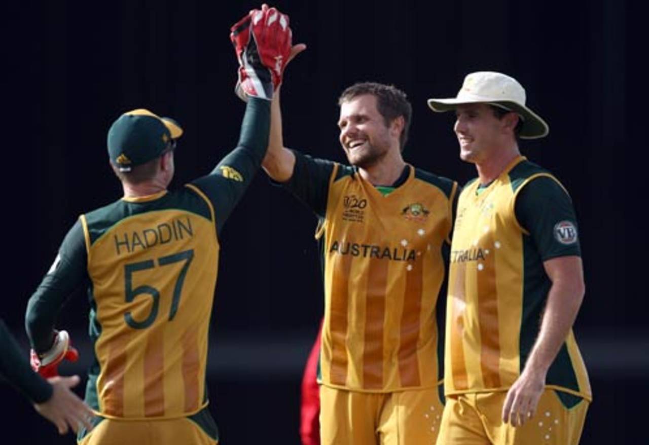 Dirk Nannes and Shaun Tait celebrate a wicket, Australia v Sri Lanka, World T20, Group F, Bridgetown, May 9, 2010