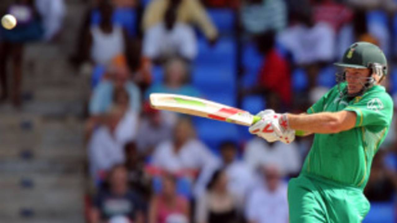 Debutant David Miller's 33 was the top score for South Africa in the second Twenty20 international&nbsp;&nbsp;&bull;&nbsp;&nbsp;AFP