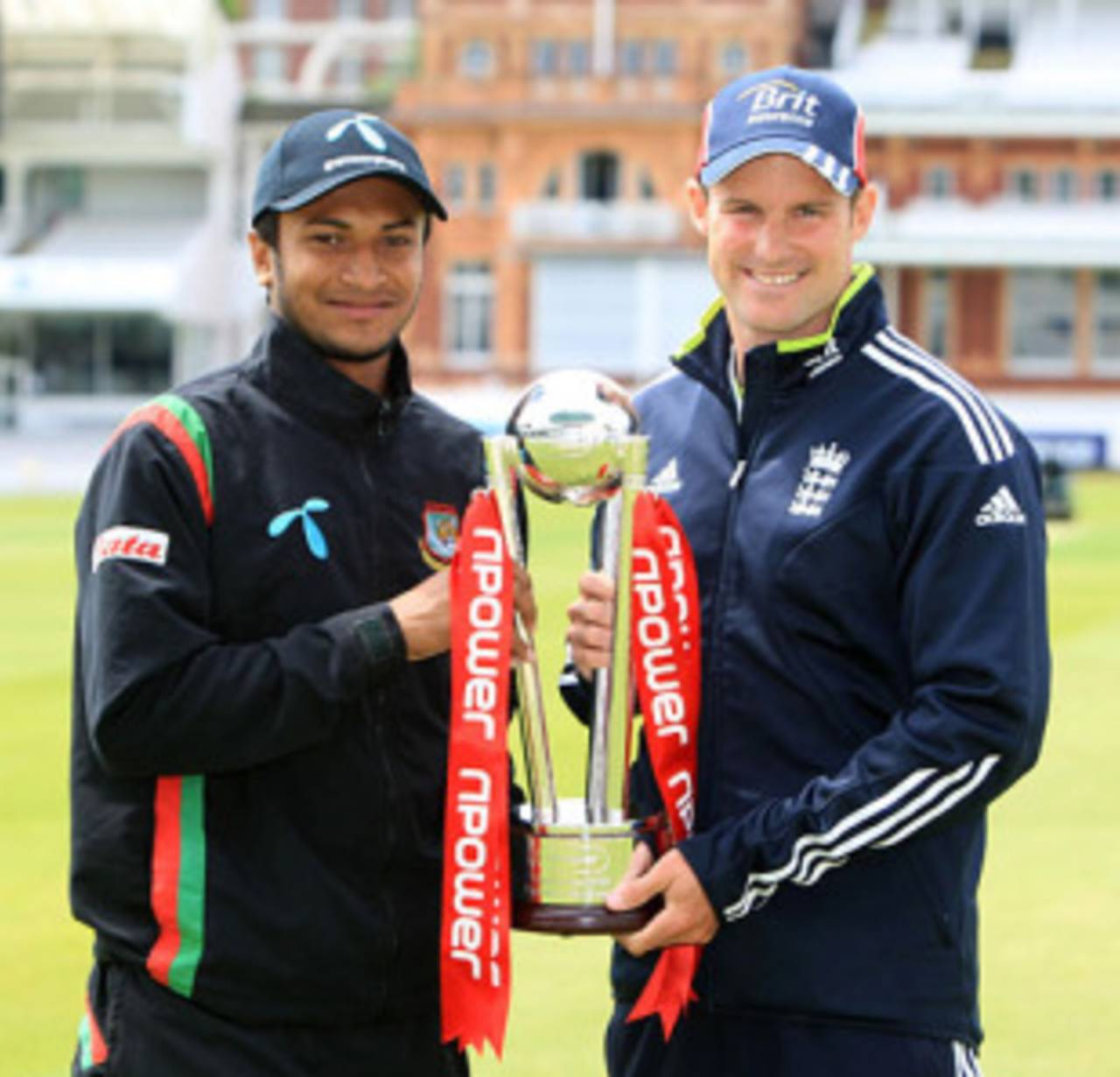 Andrew Strauss and Shakib Al Hasan pose with the series trophy, Lord's, May 26, 2010