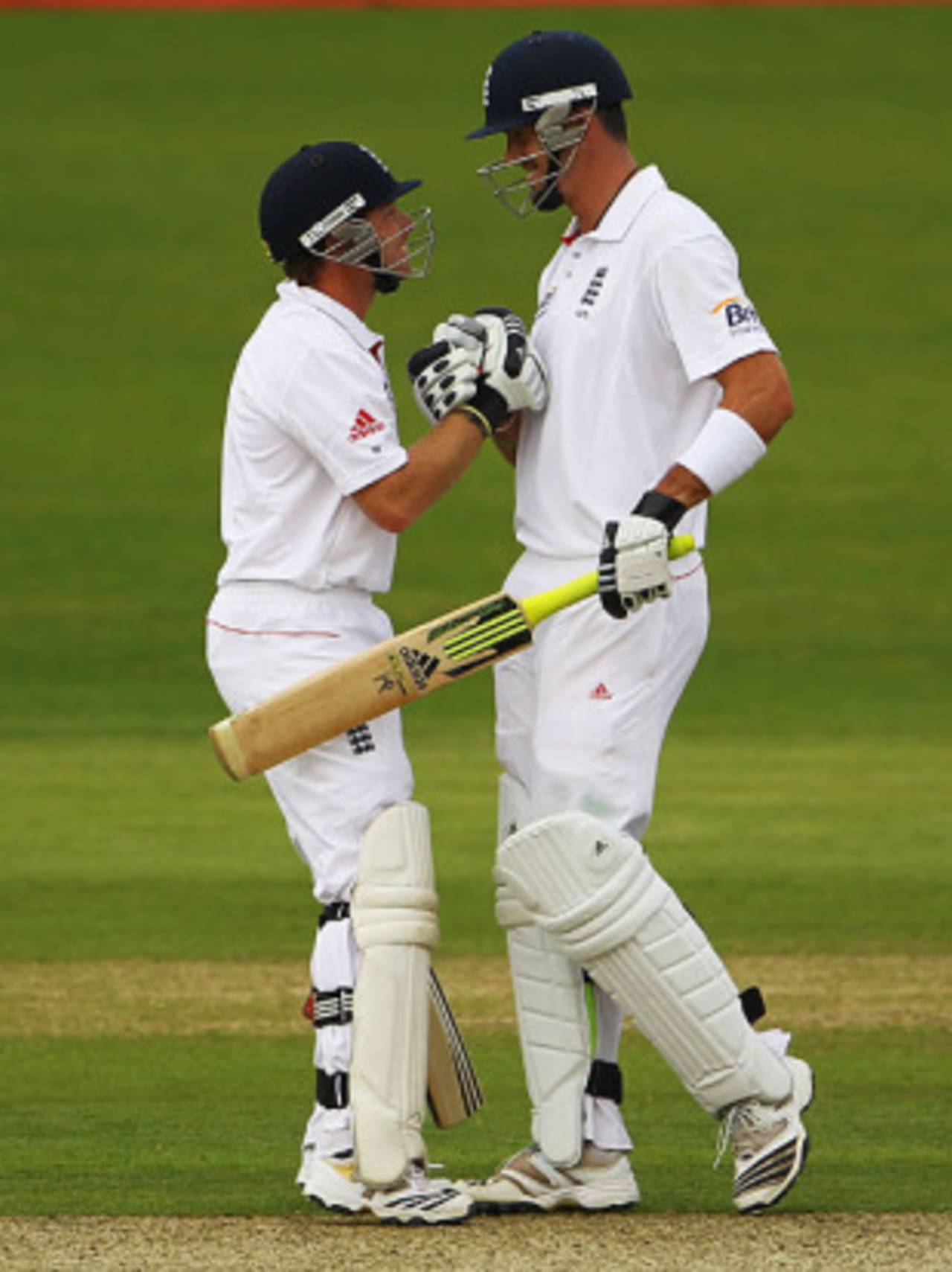 Ian Bell shared a rapid 70-run stand for the fourth wicket with Kevin Pietersen to revive England after lunch, England v Bangladesh, 2nd Test, Old Trafford, June 4, 2010