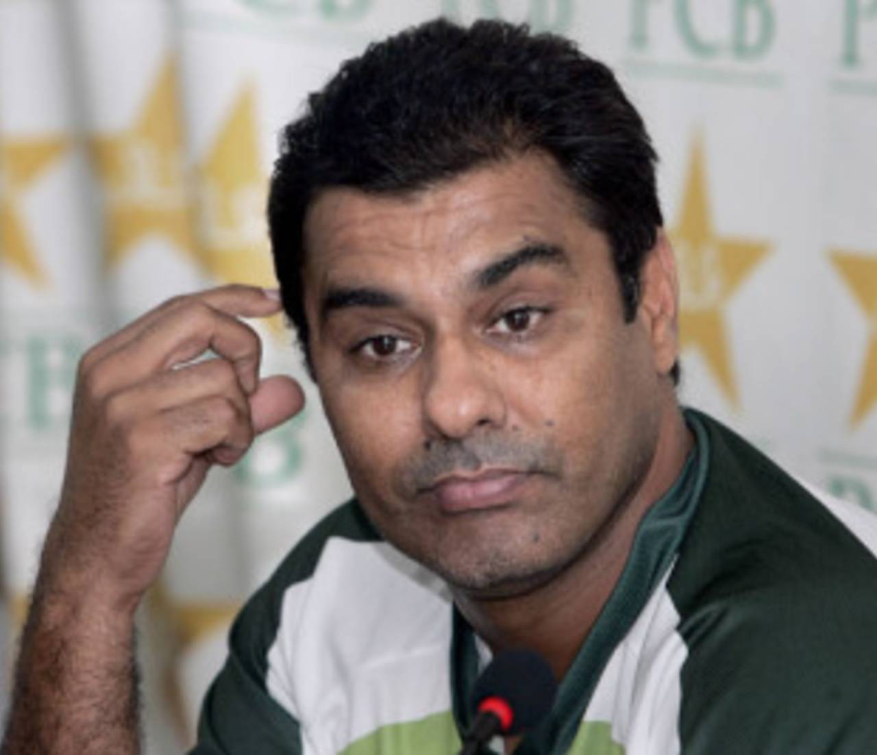 Waqar Younis: "What has happened in the last three months, it has damaged the team more than it did in the last 25-30 years"&nbsp;&nbsp;&bull;&nbsp;&nbsp;Associated Press