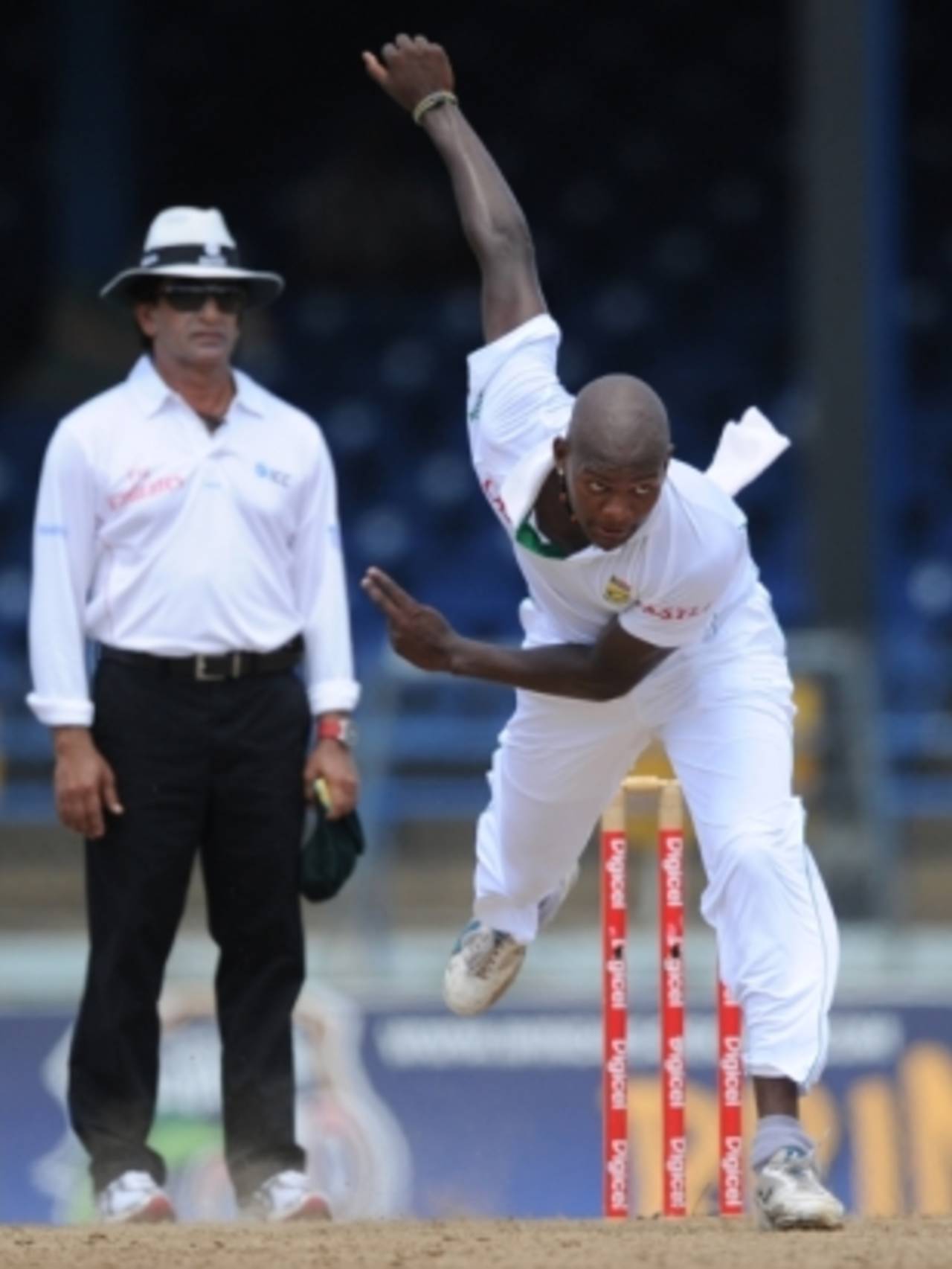 Lonwabo Tsotsobe bowled decently on Test debut, but without success, West Indies v South Africa, 1st Test, Trinidad, June 12, 2010
