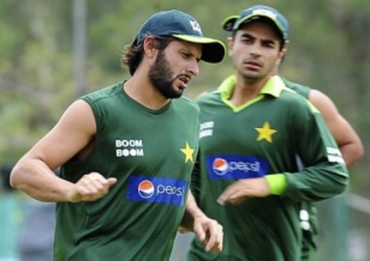 Shahid Afridi trains on the eve of the Asia Cup, Dambulla, June 14, 2010