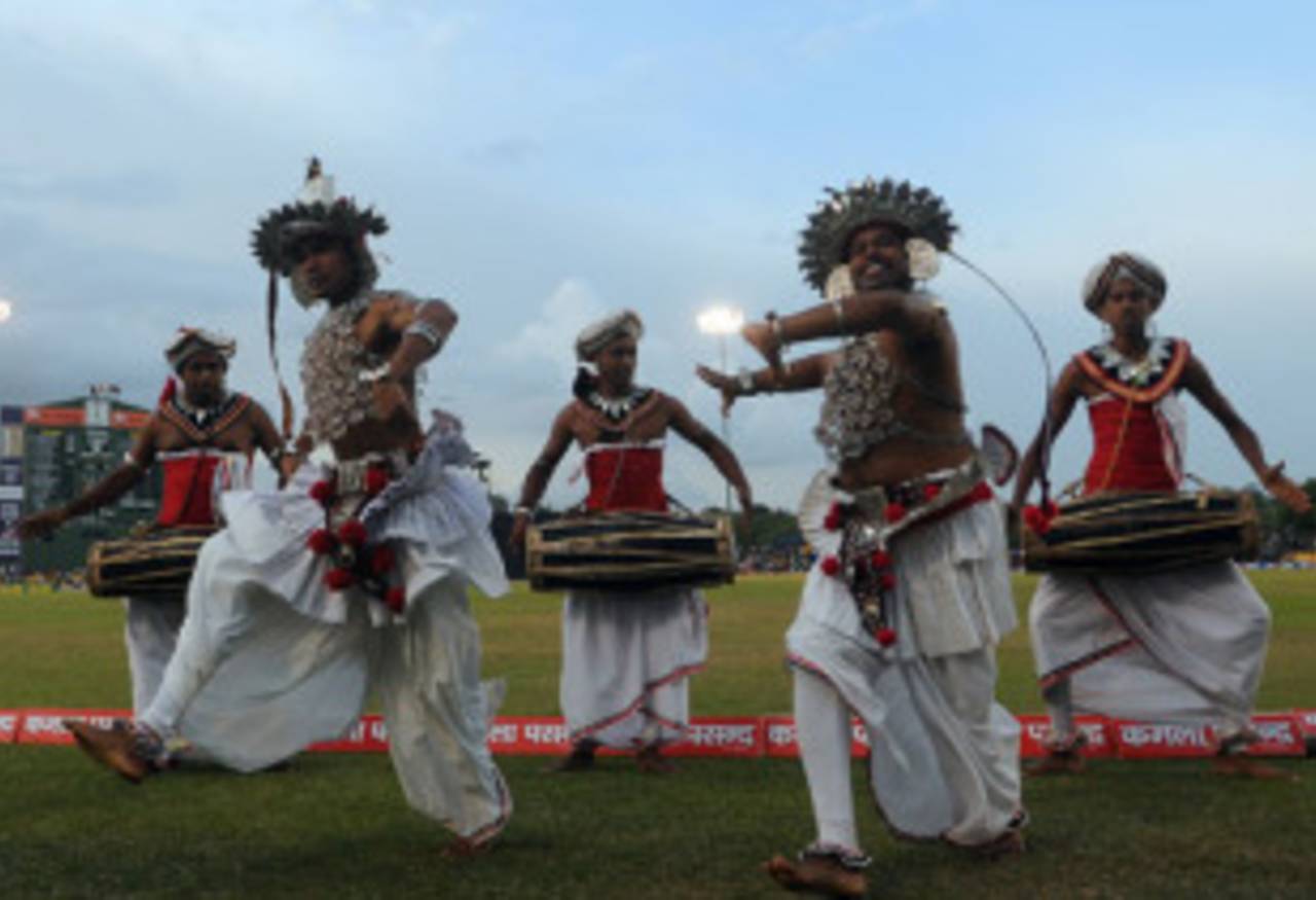 Kandyan dancers - cheerleaders of a different kind&nbsp;&nbsp;&bull;&nbsp;&nbsp;AFP