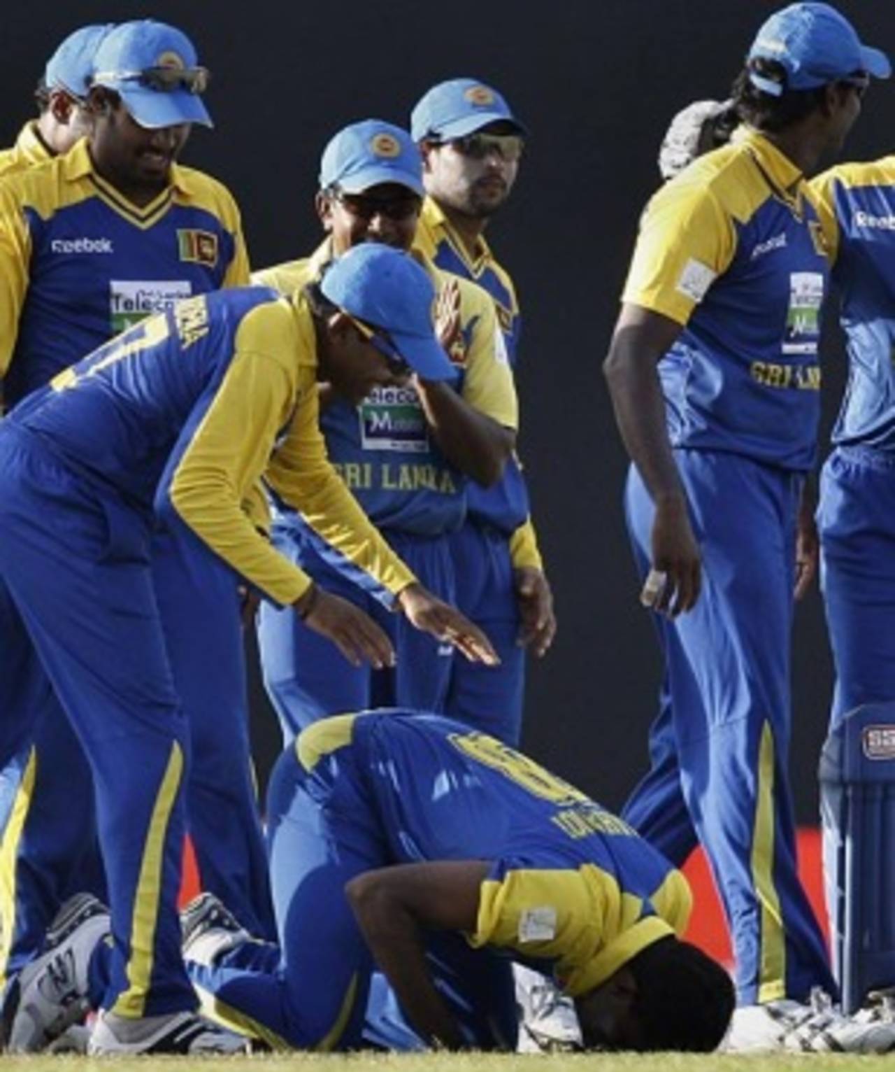Farveez Maharoof's five-wicket haul against India on Tuesday has given the Sri Lankan selectors a problem of plenty before Thursday's final&nbsp;&nbsp;&bull;&nbsp;&nbsp;Associated Press