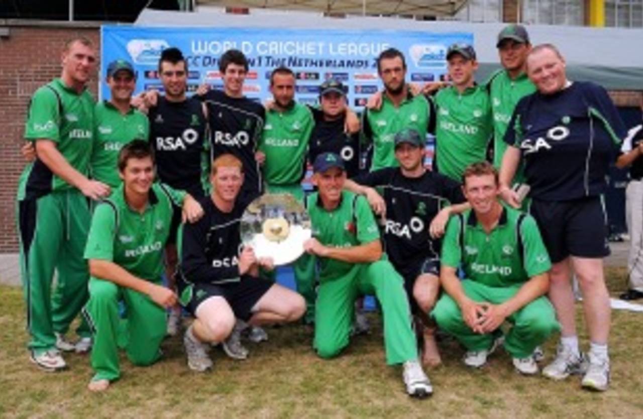 Ireland with the trophy, Ireland v Scotland, ICC World Cricket League Division 1 final, Amstelveen, July 10, 2010