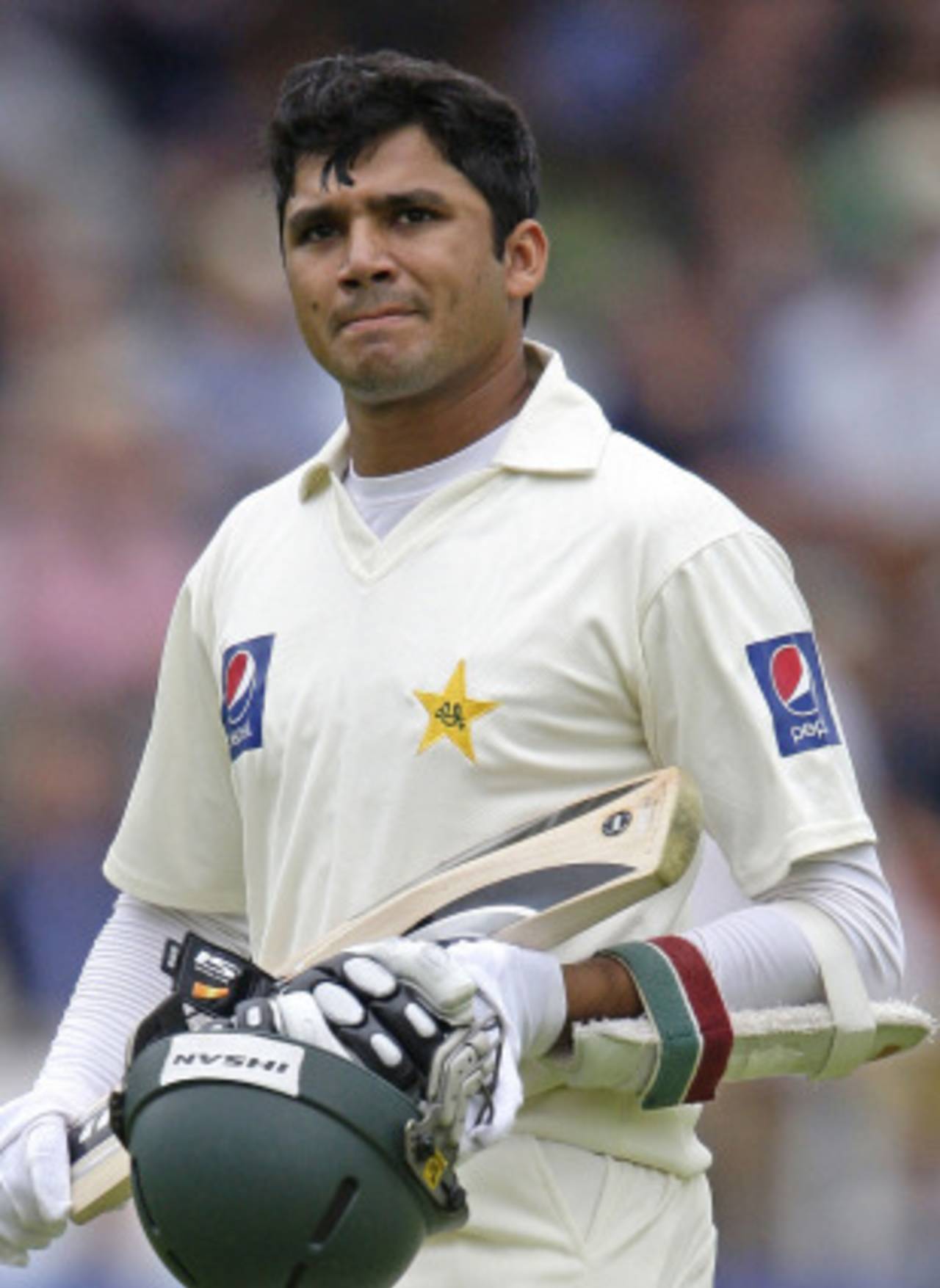 Azhar Ali made 16 on debut before he was caught behind off Ben Hilfenhaus, Pakistan v Australia, 1st Test, Lord's, July 14, 2010