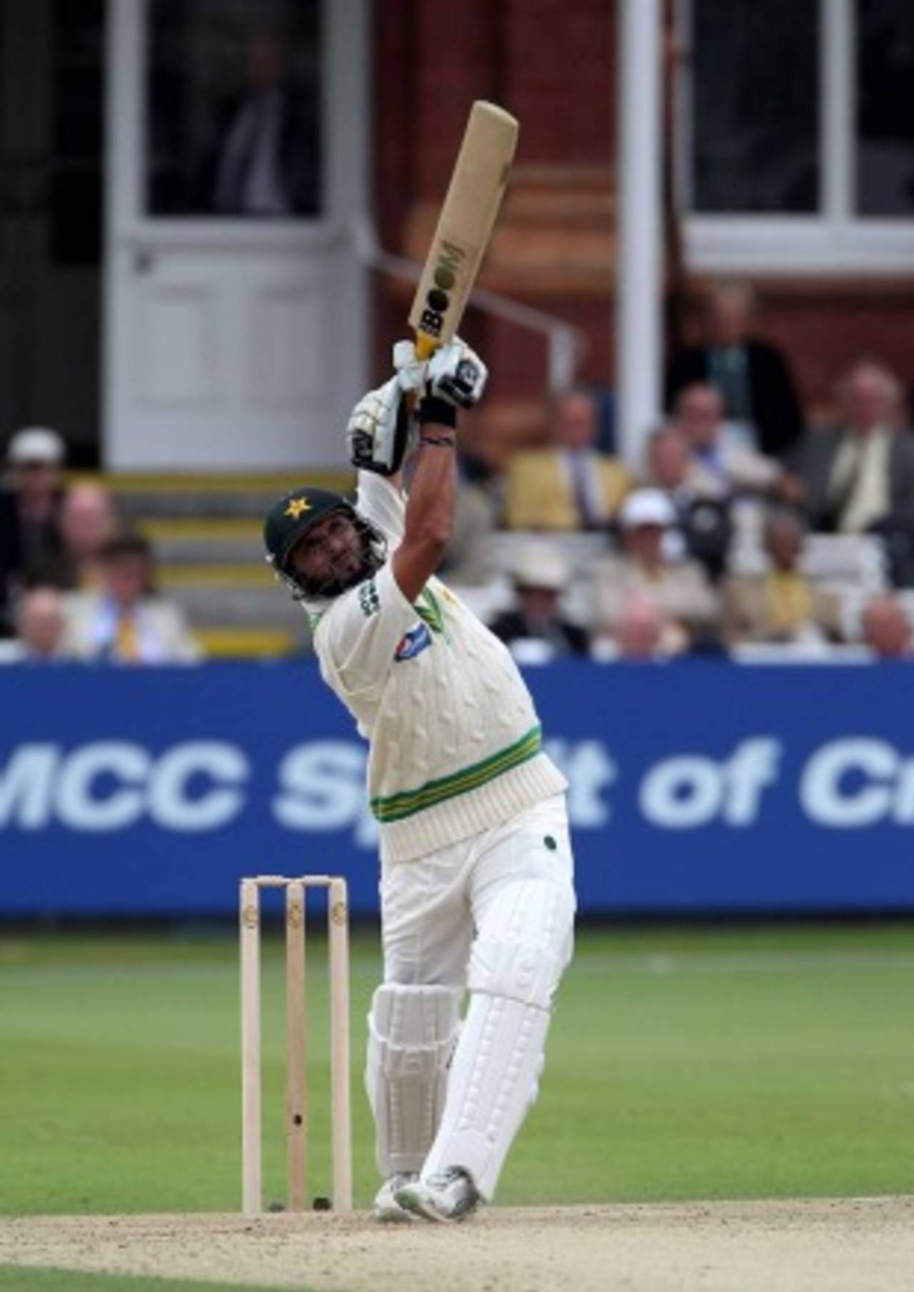 Shahid Afridi launches a straight six during his short onslaught, Pakistan v Australia, 1st Test, Lord's, July 14, 2010