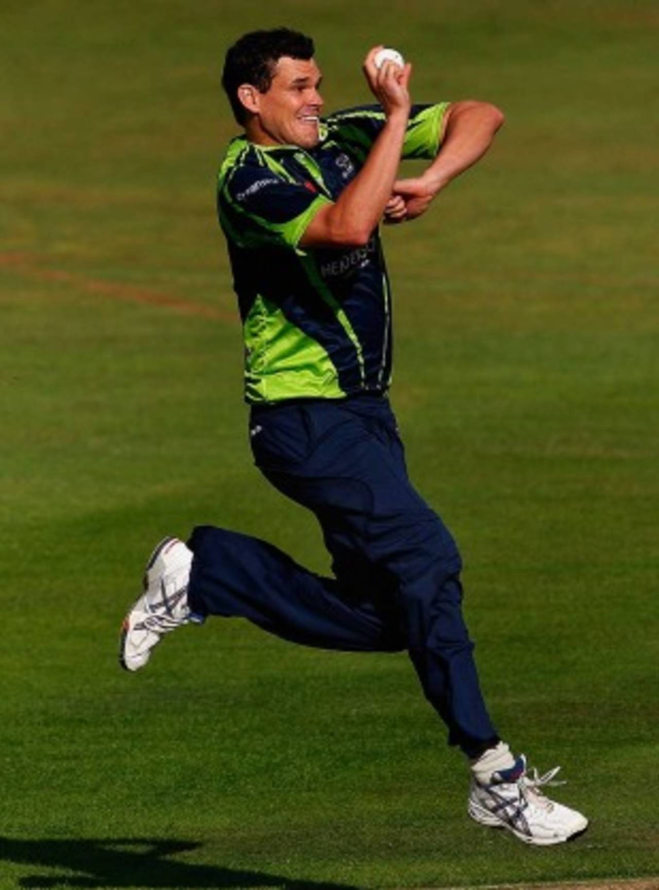Clint McKay claimed 1 for 38 and struck 20 from 12 balls, Warwickshire v Yorkshire, FPt20, Edgbaston, July 14, 2010