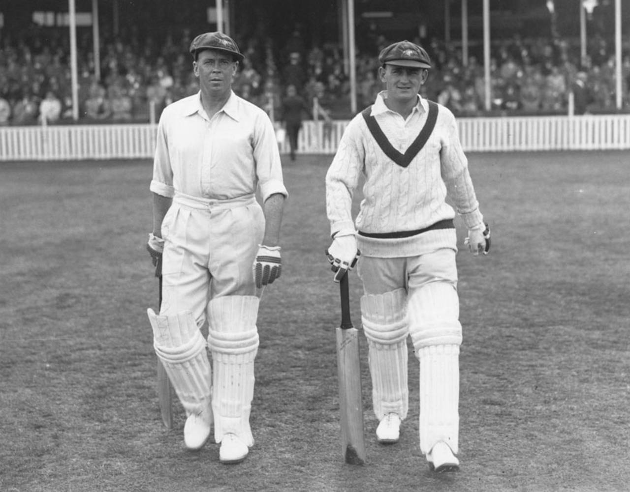 Bill Ponsford and Stan McCabe (right) walk out to bat, 1938