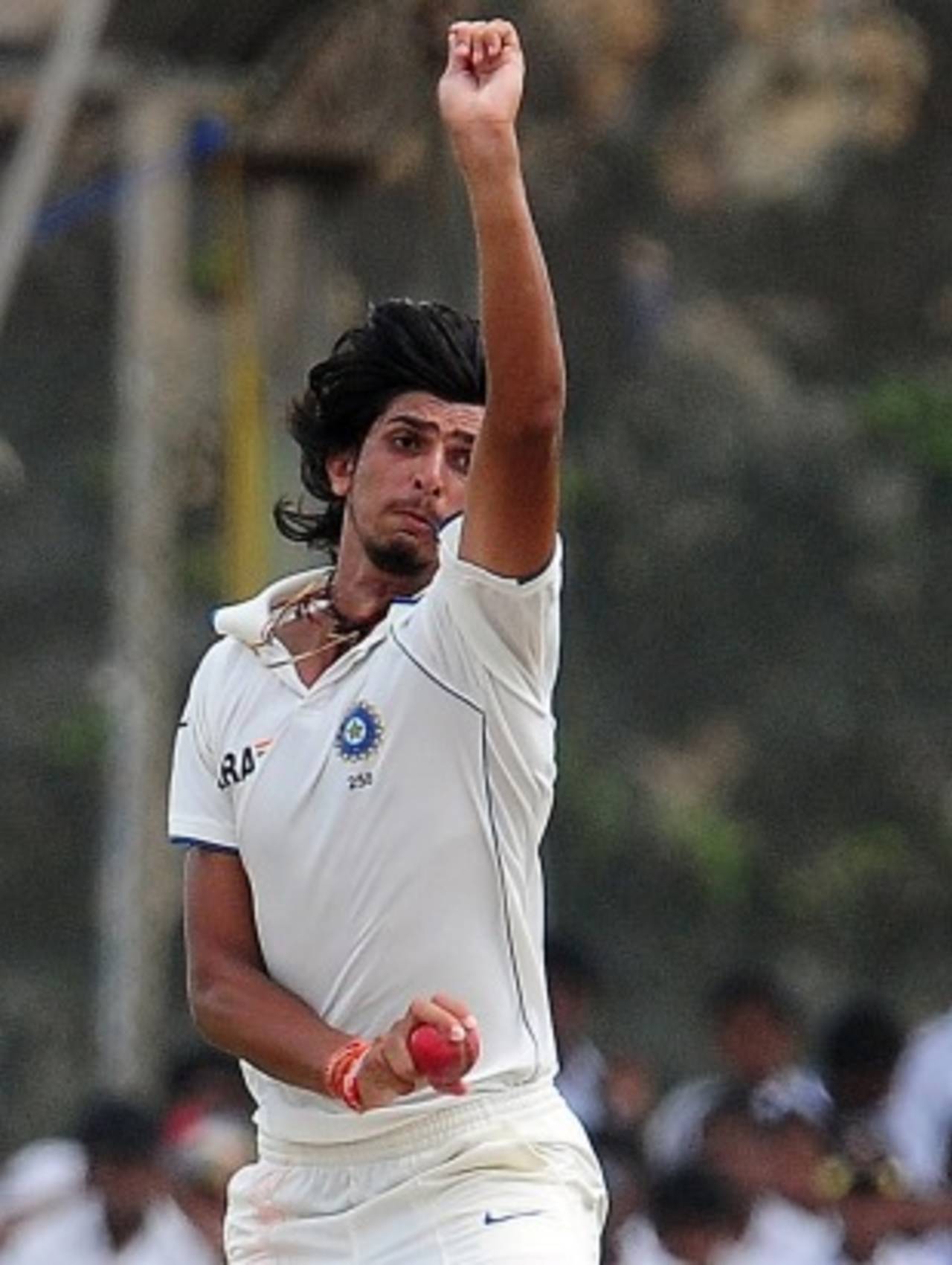 Ishant Sharma grabbed three wickets in the morning session, 1st Test, Galle, 3rd day, July 20, 2010