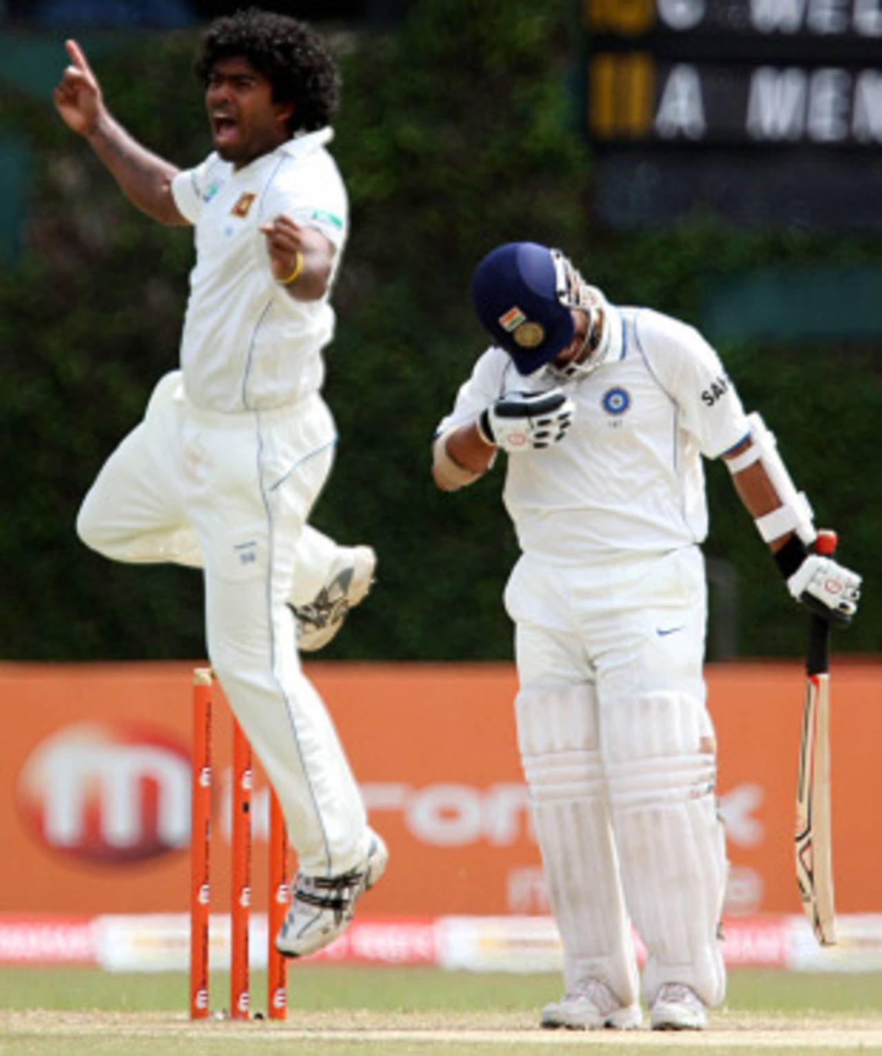 Lasith Malinga is thrilled after dismissing Sachin Tendulkar, Sri Lanka v India, 3rd Test, P Sara Oval, 3rd day, August 5, 2010