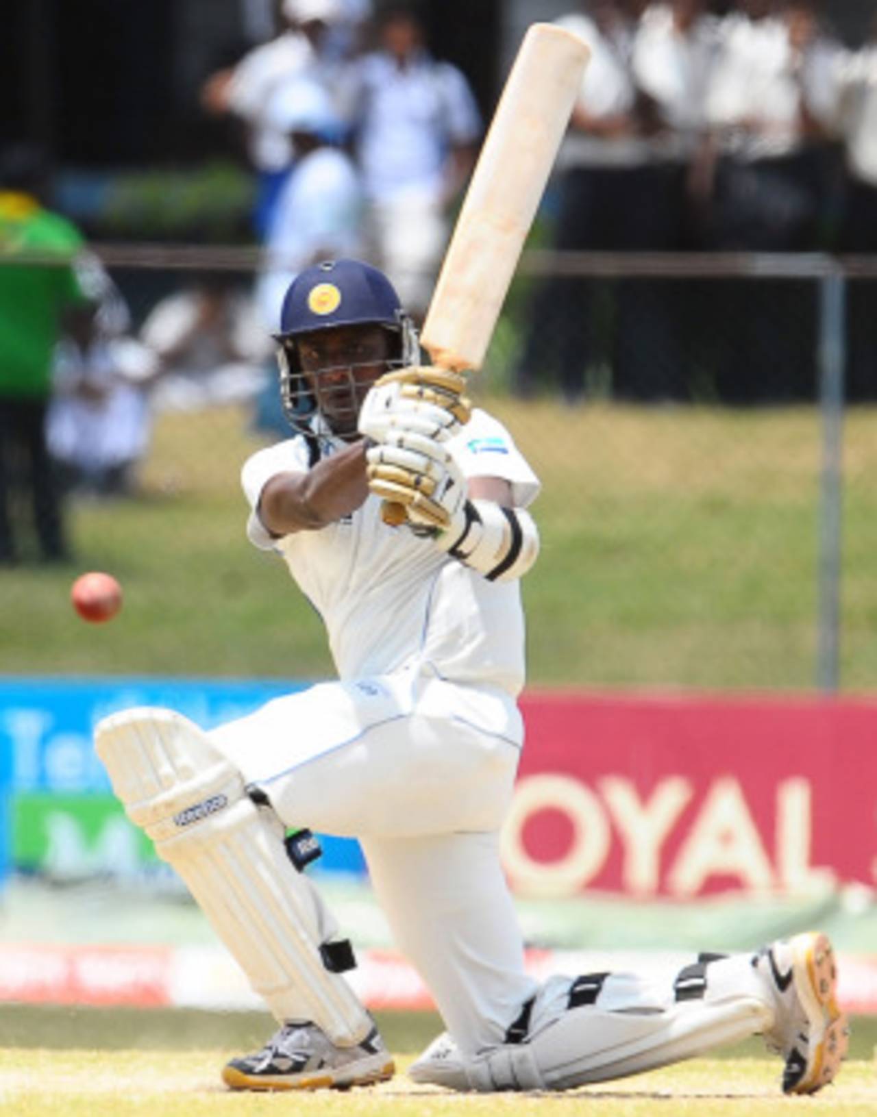 Ajantha Mendis helped rescue Sri Lanka's second innings after the top-order collapsed&nbsp;&nbsp;&bull;&nbsp;&nbsp;AFP