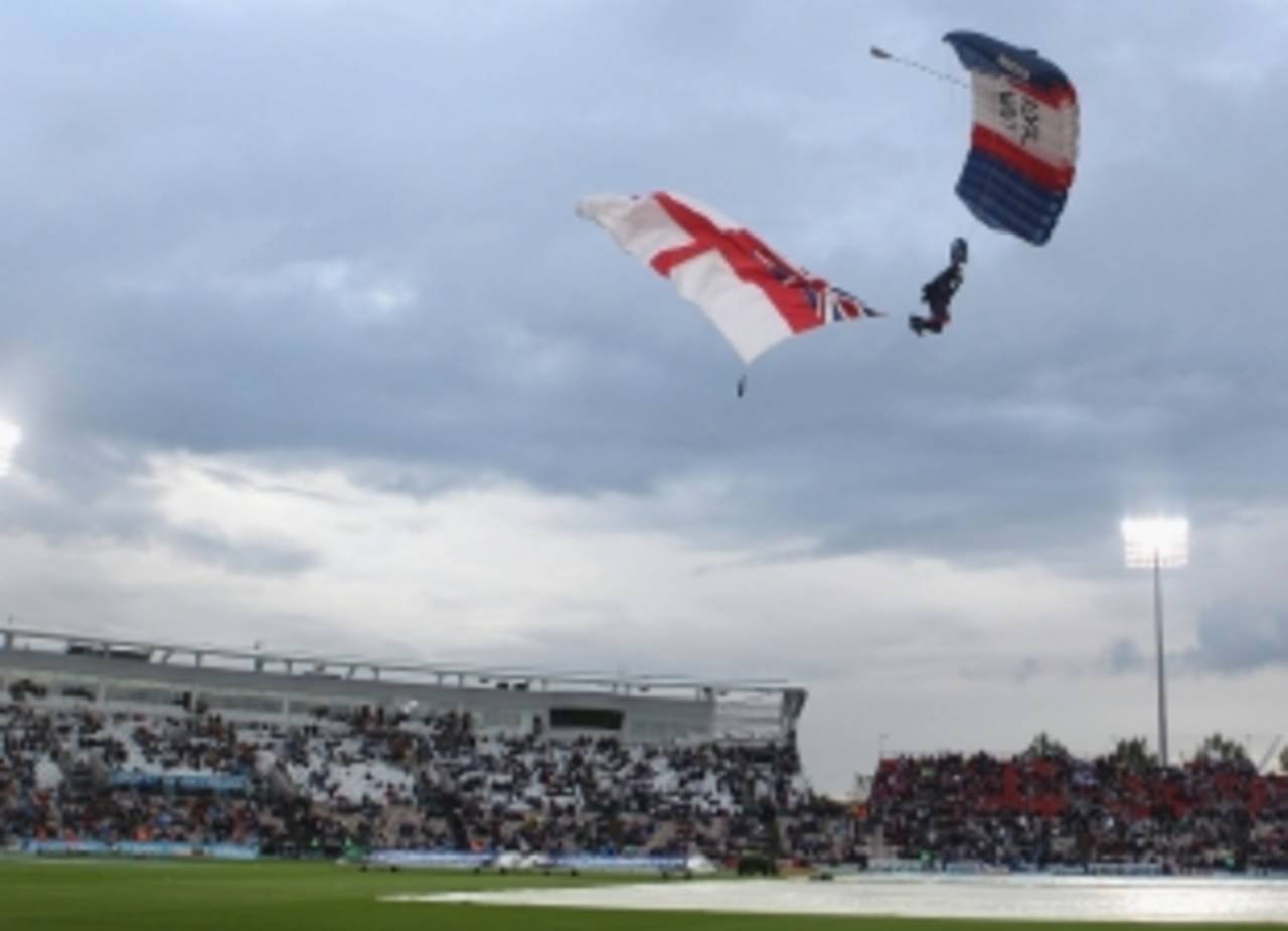 The crowd were treated to a variety of entertainments on Finals Day, one of which was a display by Royal Navy parachutists, Hampshire v Somerset, FP t20 Final, Rose Bowl, August 14 2010