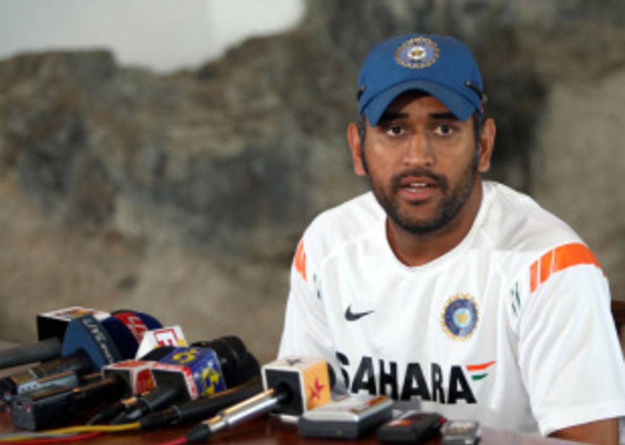 MS Dhoni addresses the media ahead of India's game against Sri Lanka, Dambulla, August 21, 2010