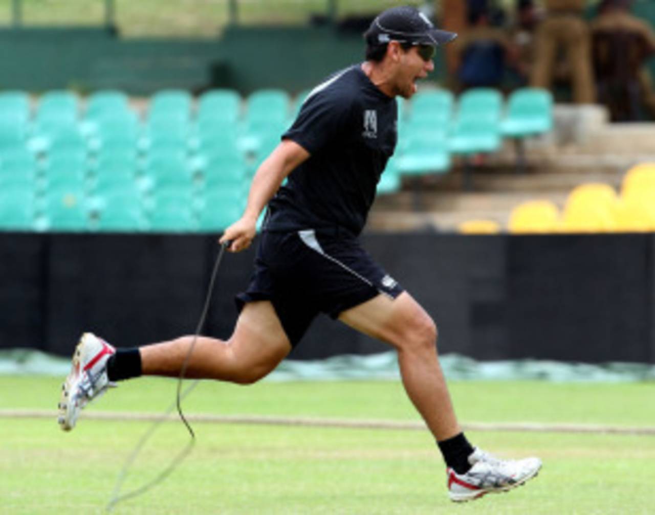 Ross Taylor said the conditions in Dambulla troubled batsmen from all sides&nbsp;&nbsp;&bull;&nbsp;&nbsp;Cameraworx/Live Images