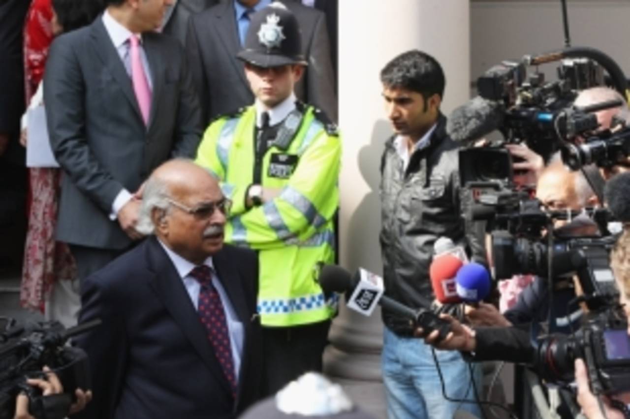 Pakistan's high commissioner, Wajid Shamsul Hasan, speaks to the press outside the Pakistan High Commission in London  , September 2, 2010