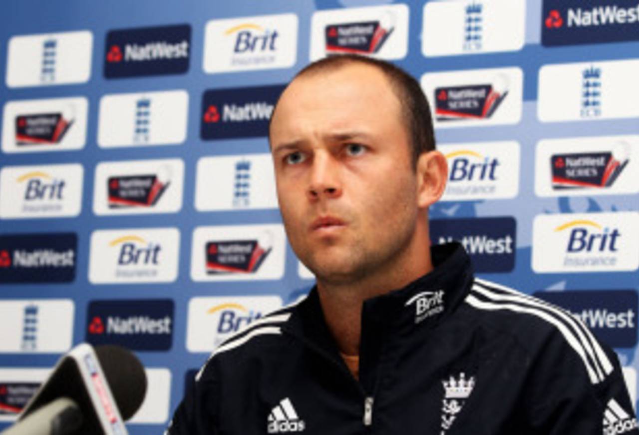 Jonathan Trott squared up to Wahab Riaz in the nets at Lord's&nbsp;&nbsp;&bull;&nbsp;&nbsp;Getty Images