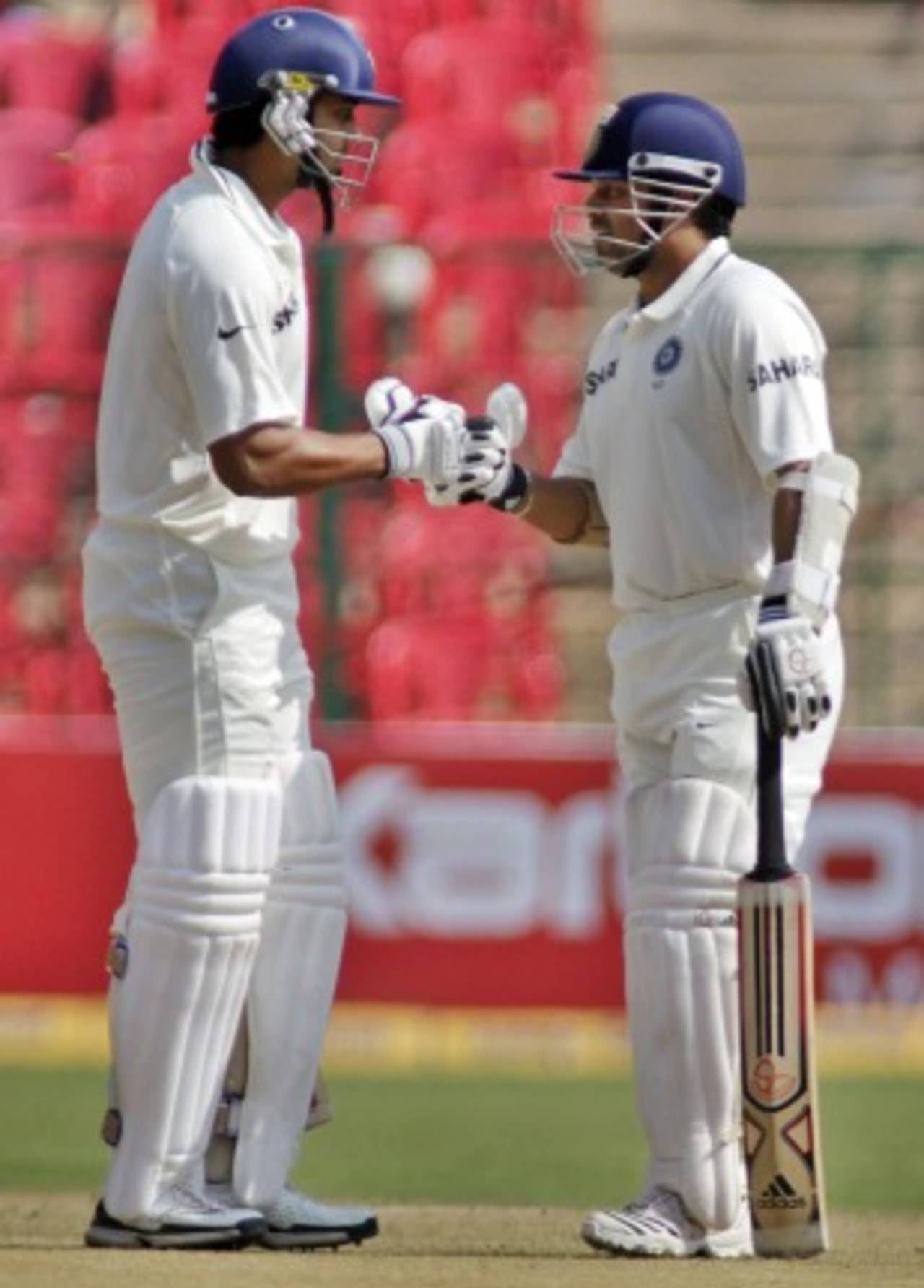 Sachin Tendulkar scored his 49th century, M Vijay his first, India v Australia, 2nd Test, Bangalore, 3rd day, October 11, 2010