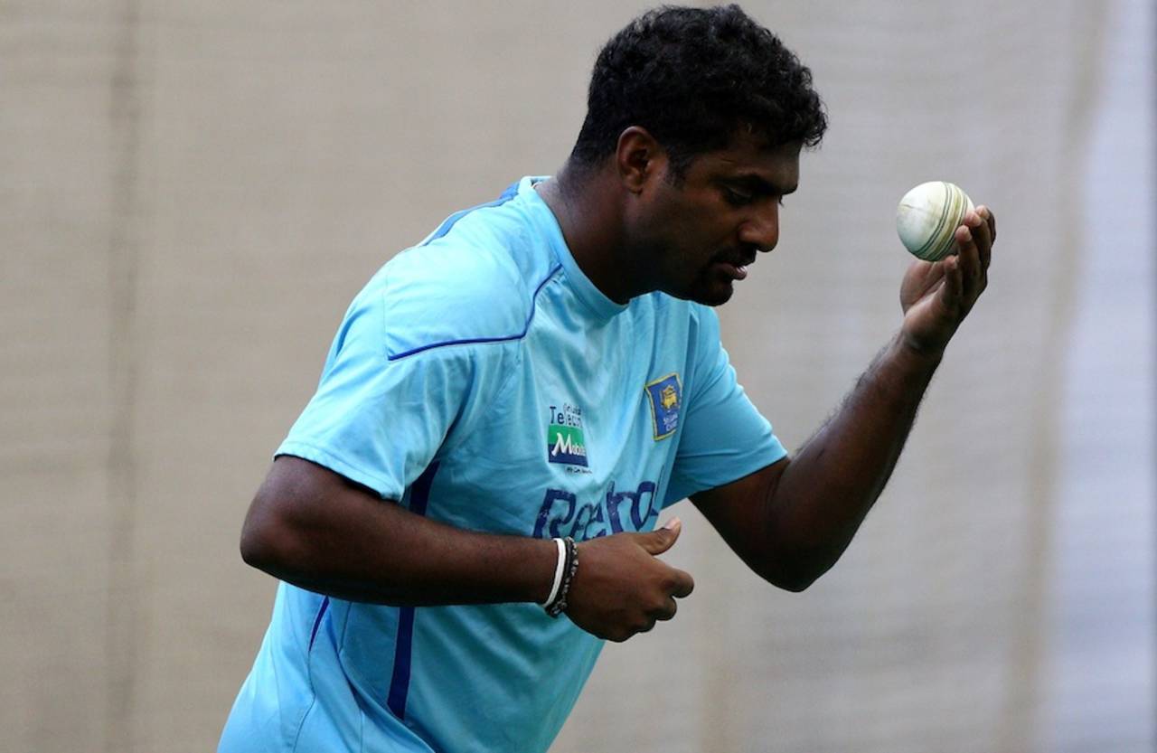 Muttiah Muralitharan prepares to bowl, New South Wales v Sri Lanka, Sydney, October 24, 2010