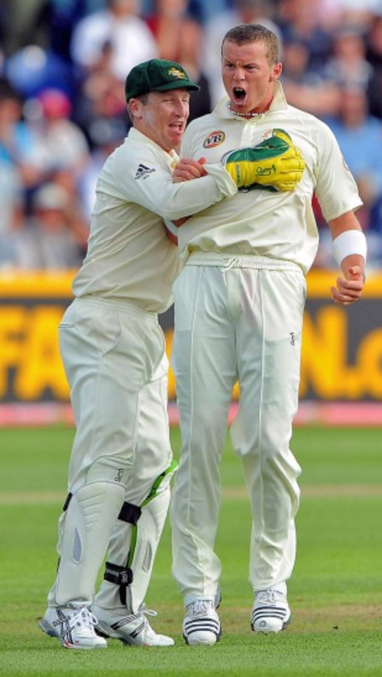 Brad Haddin and Peter Siddle celebrate, England v Australia, 1st Test, Cardiff, 1st day, July 8, 2009