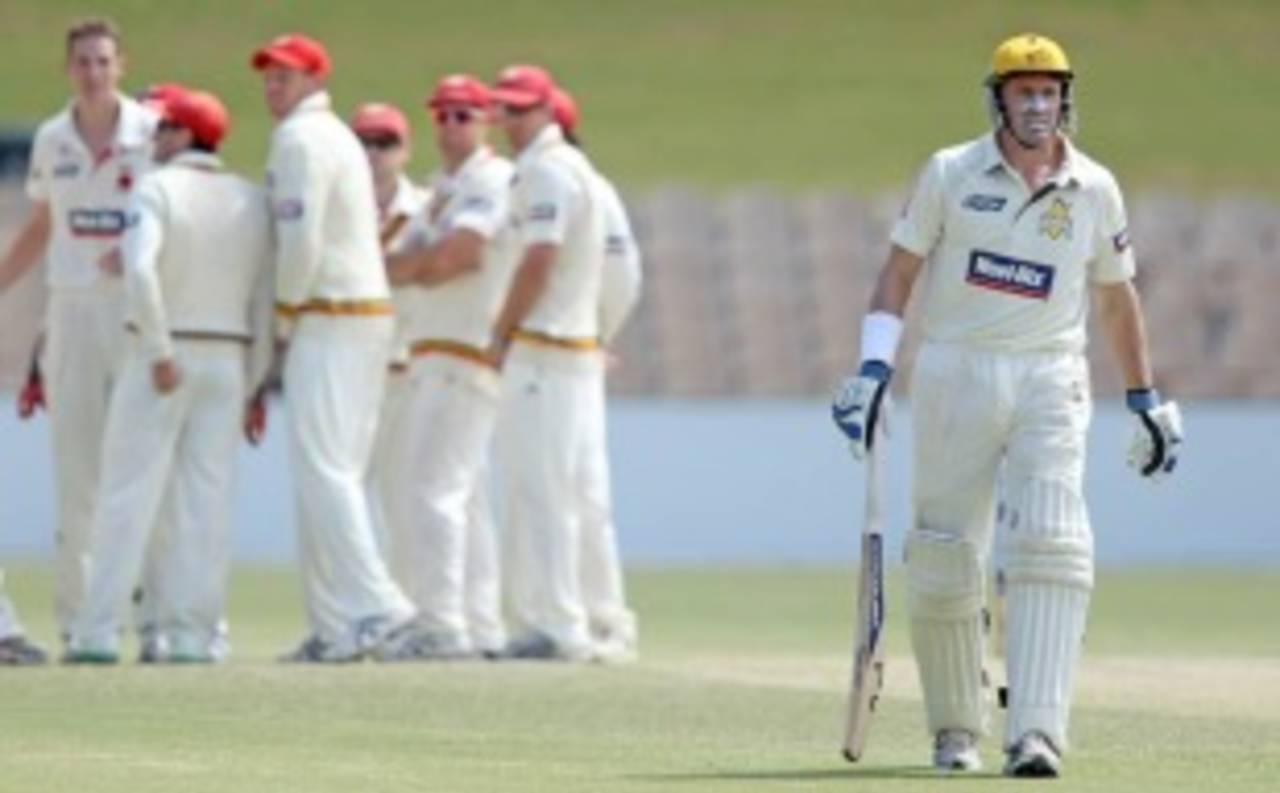 Michael Hussey didn't have a good time in Adelaide, where he made 0 and 3 for Western Australia&nbsp;&nbsp;&bull;&nbsp;&nbsp;Getty Images