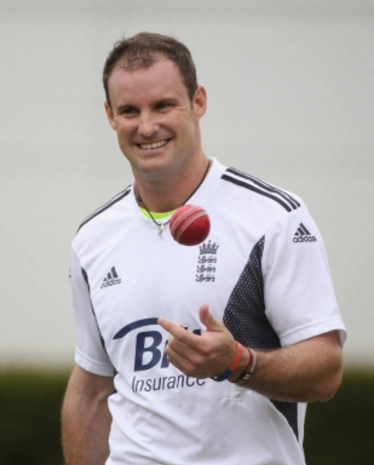 A relaxed Andrew Strauss practices ahead of England's first warm-up game, Perth, November 4, 2010