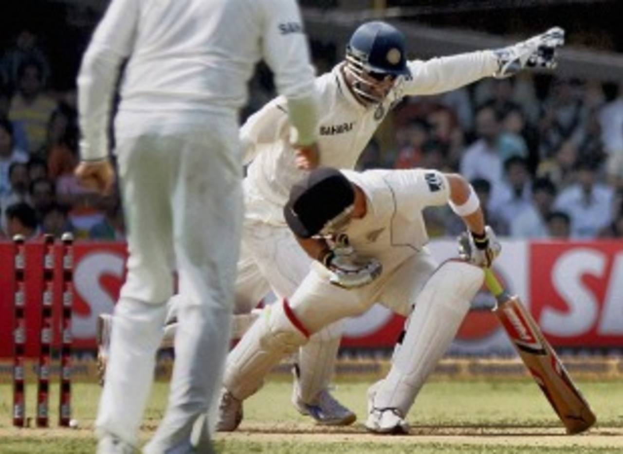 MS Dhoni stumps Brendon McCullum, India v New Zealand, 1st Test, Ahmedabad, 3rd day, November 6, 2010