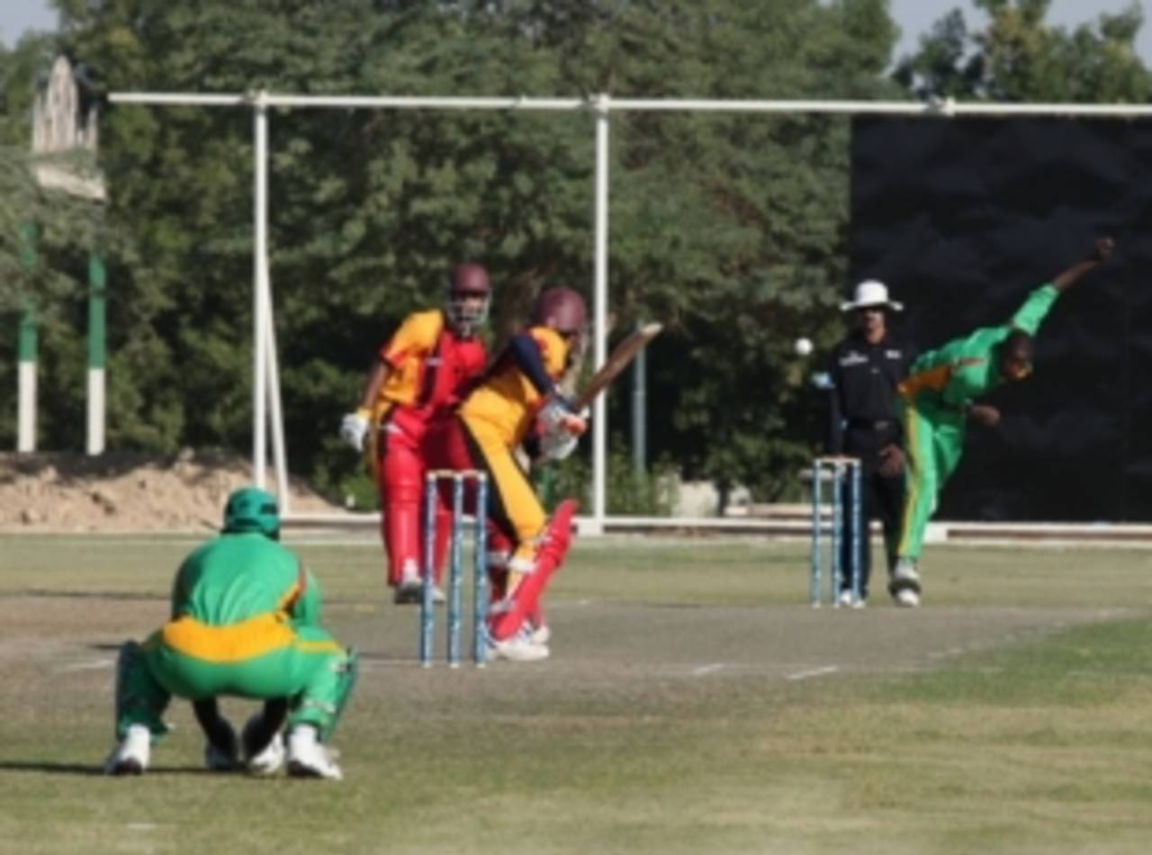 Gladson Kandela of Zambia bowls, November 7 2010