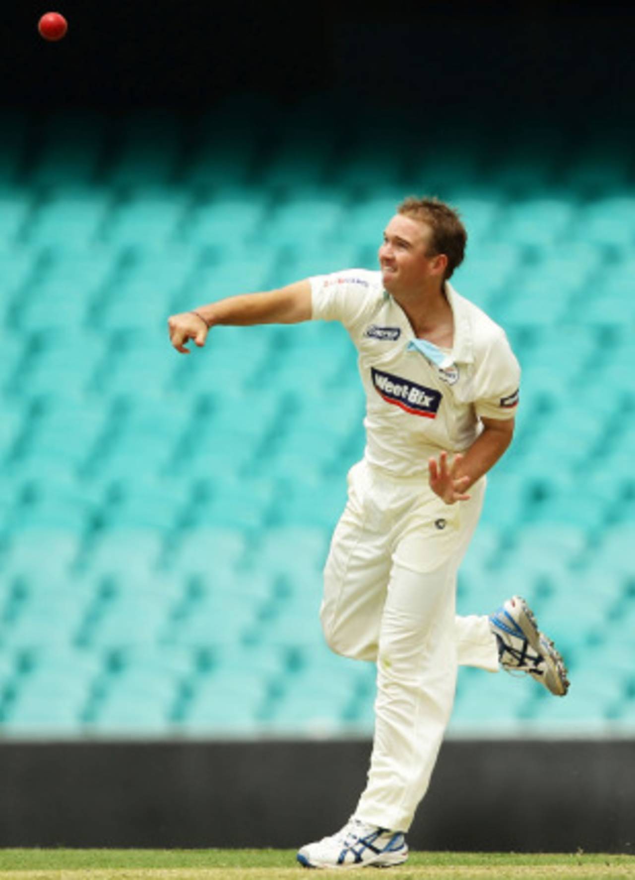 Nathan Hauritz did not enjoy bowling to the Victorians in the Sheffield Shield match on Wednesday&nbsp;&nbsp;&bull;&nbsp;&nbsp;Getty Images