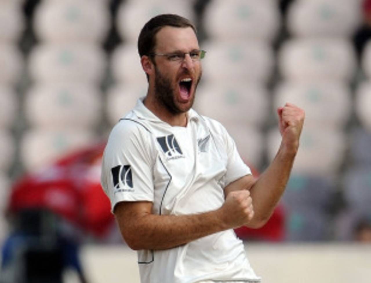 Daniel Vettori is thrilled after dismissing Sachin Tendulkar, India v New Zealand, 2nd Test, Hyderabad, 3rd day, November 14, 2010