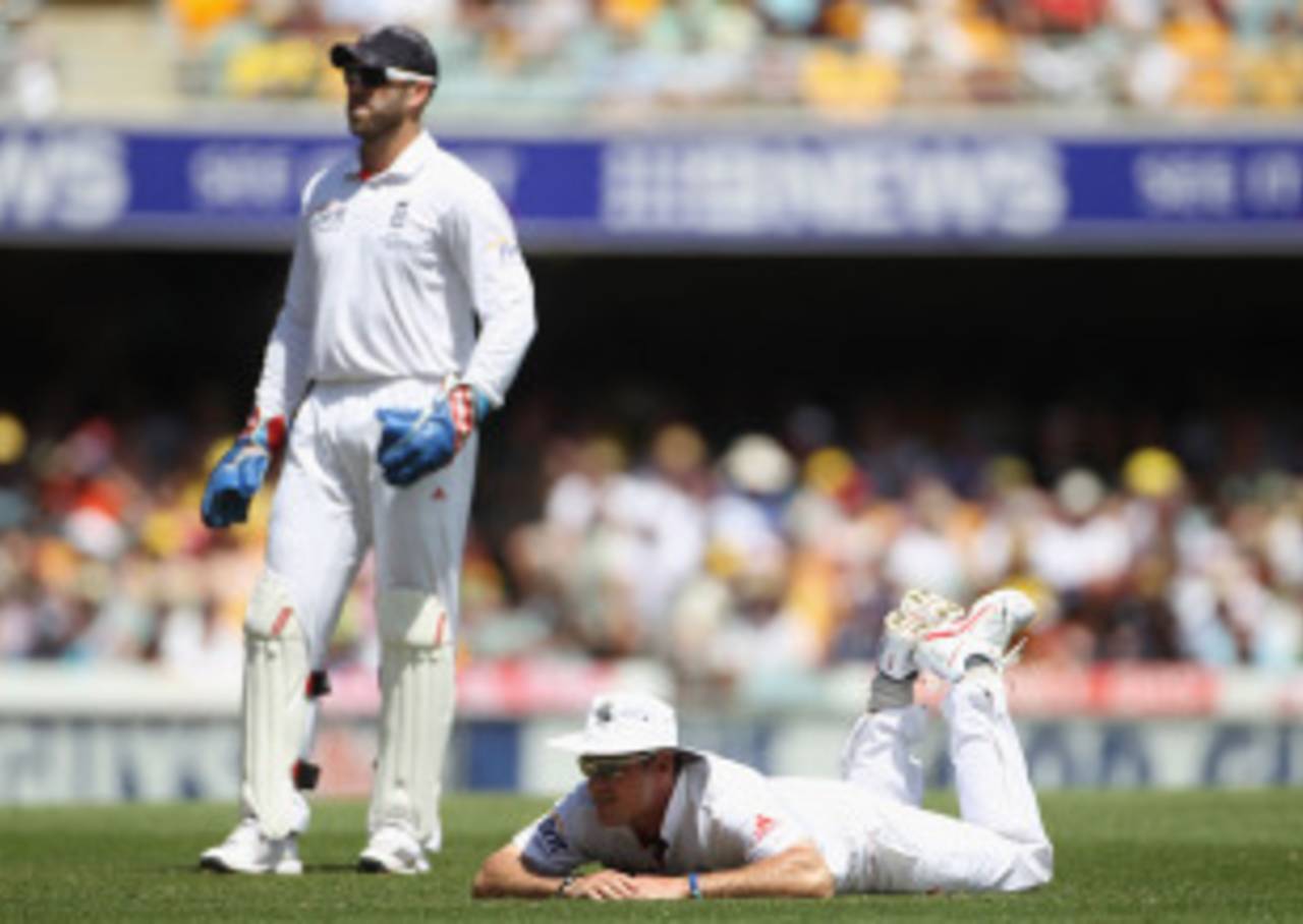 England could see the match slipping away, Australia v England, 1st Test, Brisbane, 3rd day, November 27, 2010