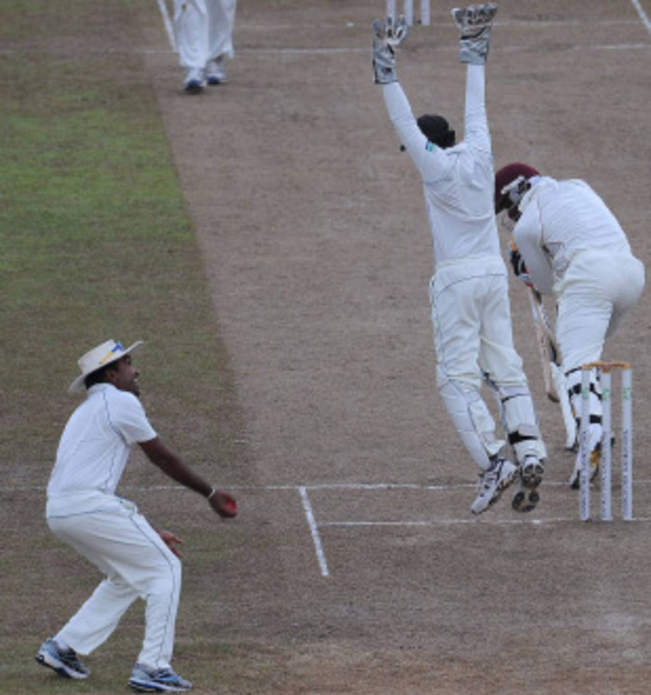 Mahela Jayawardene catches Chris Gayle at slip, Sri Lanka v West Indies, 2nd Test, Premadasa Stadium, Colombo, 5th day, November 27, 2010