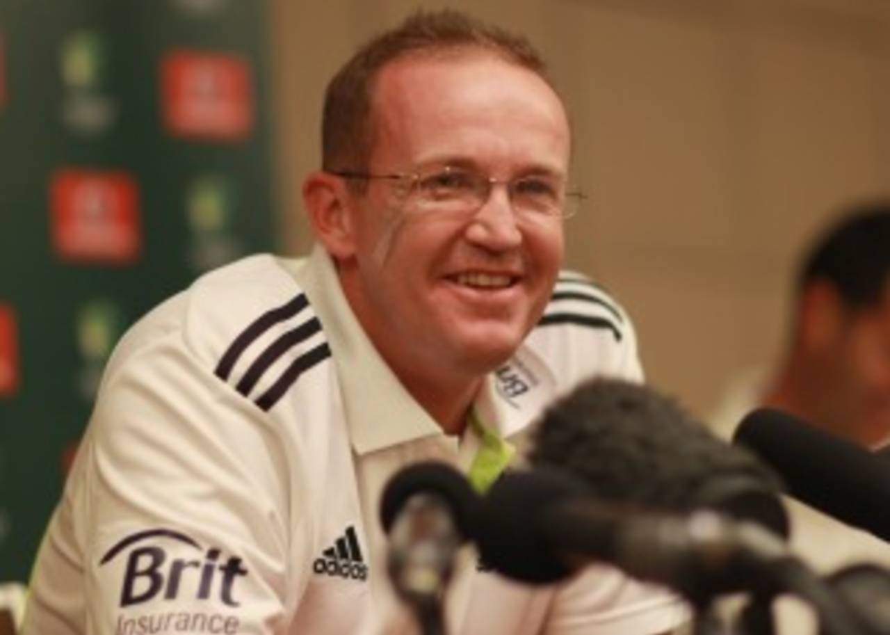 Andy Flower speaks to reporters in Adelaide, Ashes, November 30, 2010