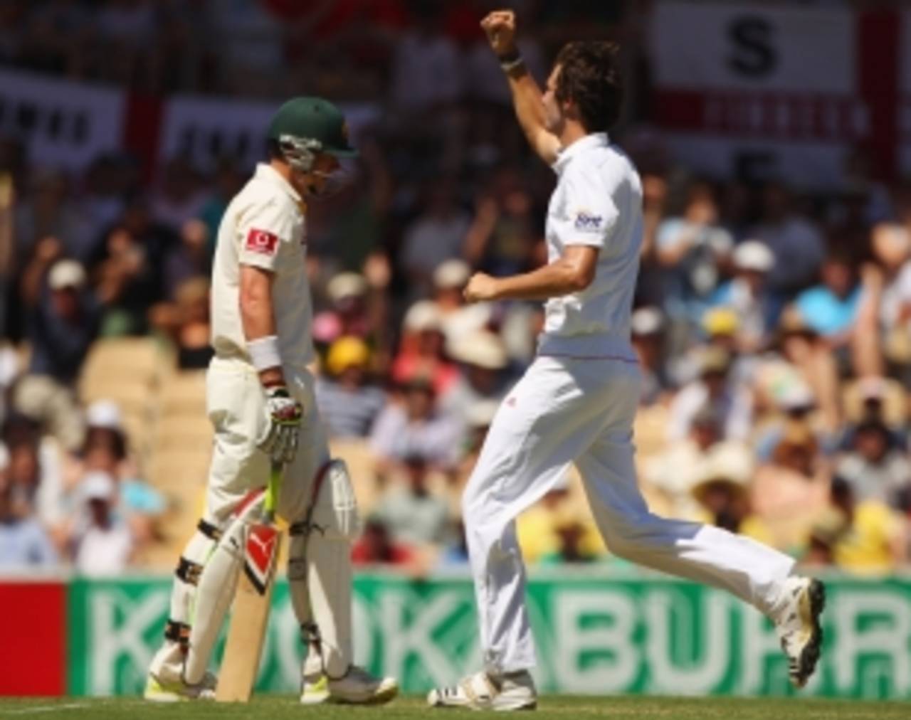 Steven Finn wasn't at his best but claimed the important wicket of Marcus North&nbsp;&nbsp;&bull;&nbsp;&nbsp;Getty Images