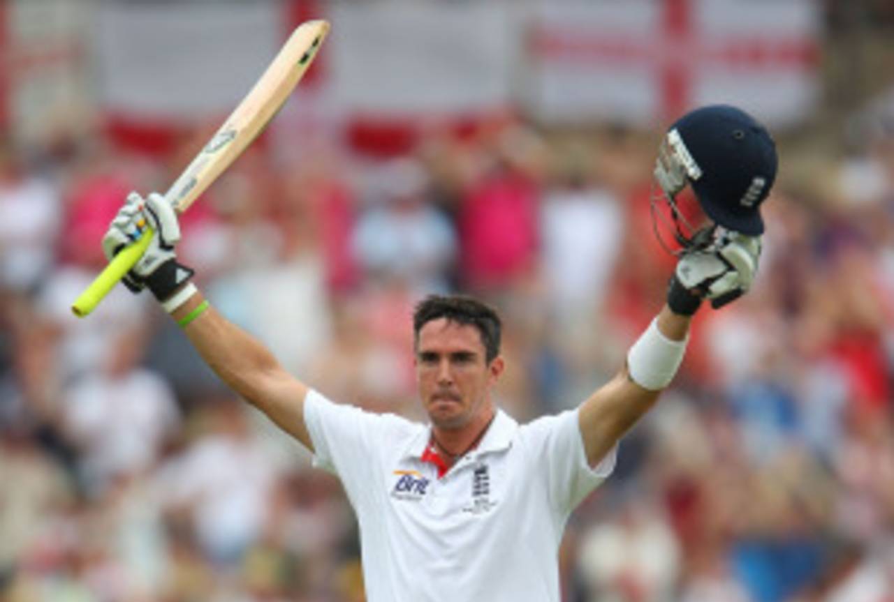 Kevin Pietersen celebrates his first Test century in 18 months, Australia v England, 2nd Test, Adelaide, 3rd day, December 5, 2010