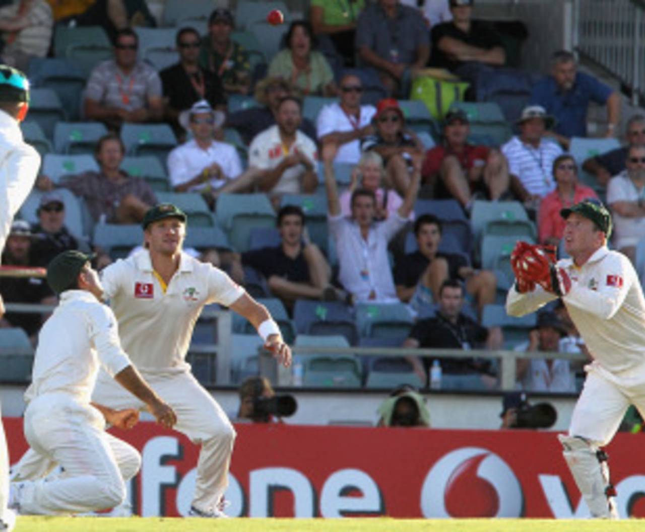 Brad Haddin waits for the rebound to remove Jonathan Trott, Australia v England, 3rd Test, Perth, 3rd day, December 18, 2010