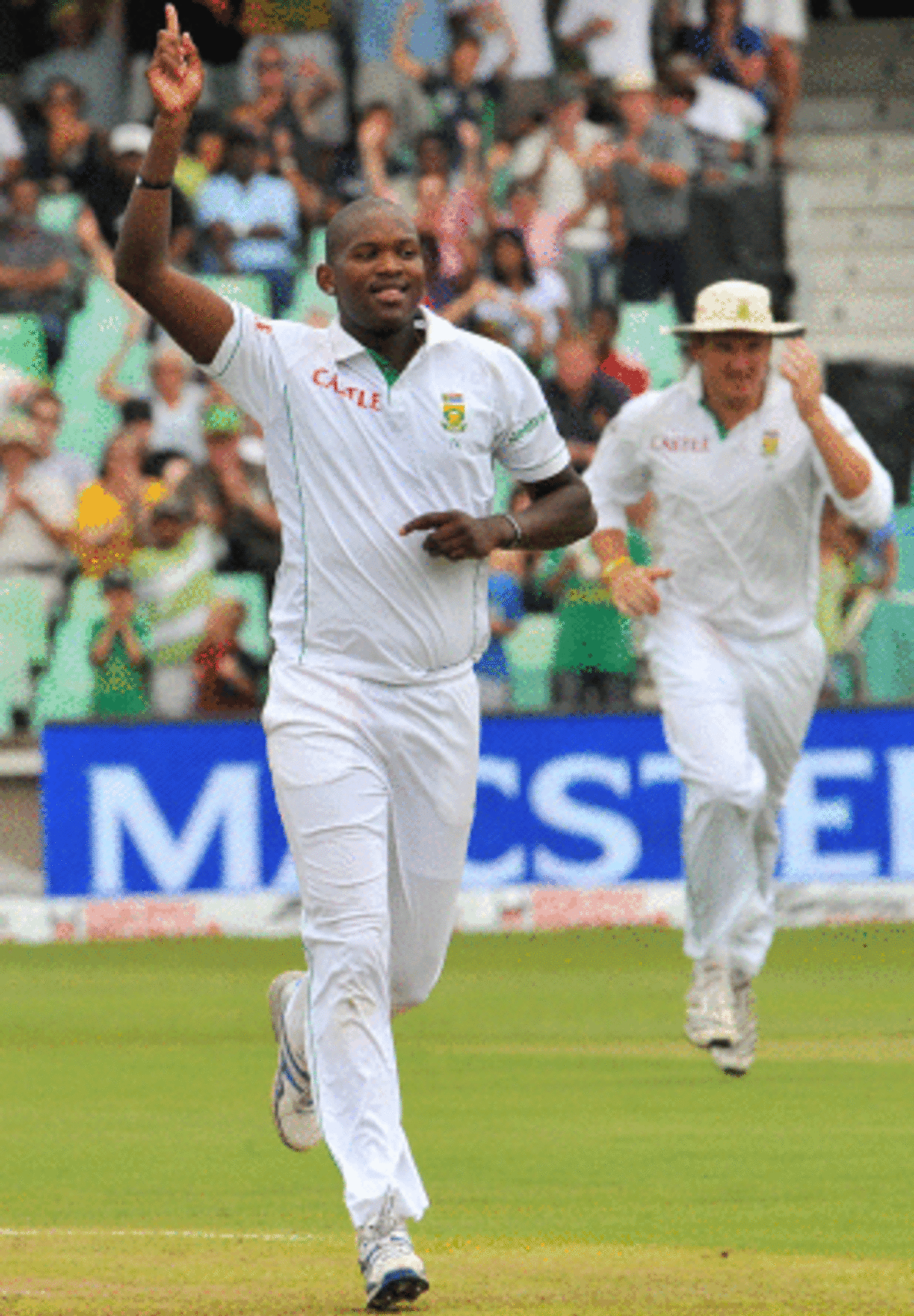 Lonwabo Tsotsobe celebrates his second wicket of the match, South Africa v India, 2nd Test, Durban, 1st day, December 26, 2010 
