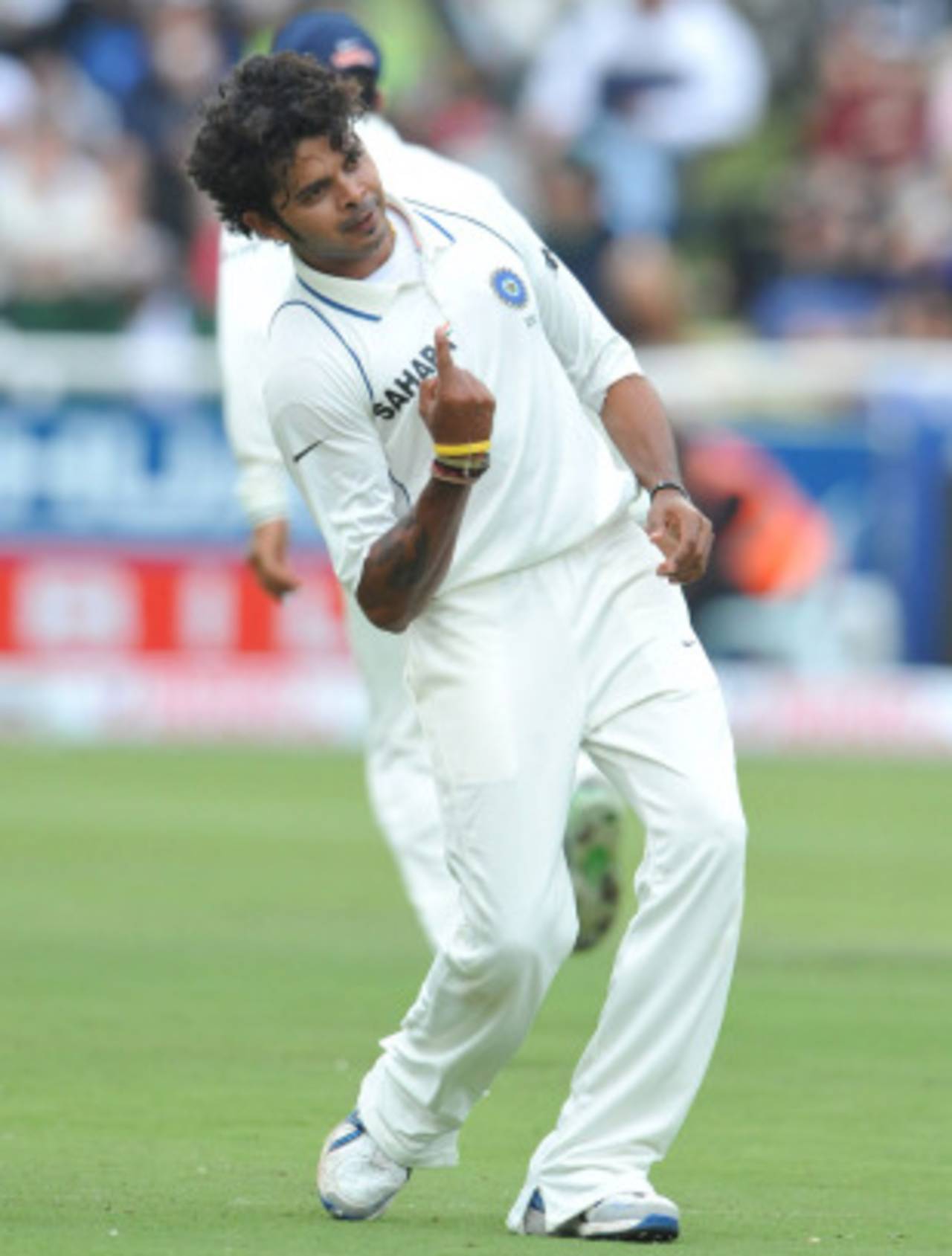 Sreesanth is pleased to see AB de Villiers' back, South Africa v India, 3rd Test, Cape Town, 1st day, January 2, 2011