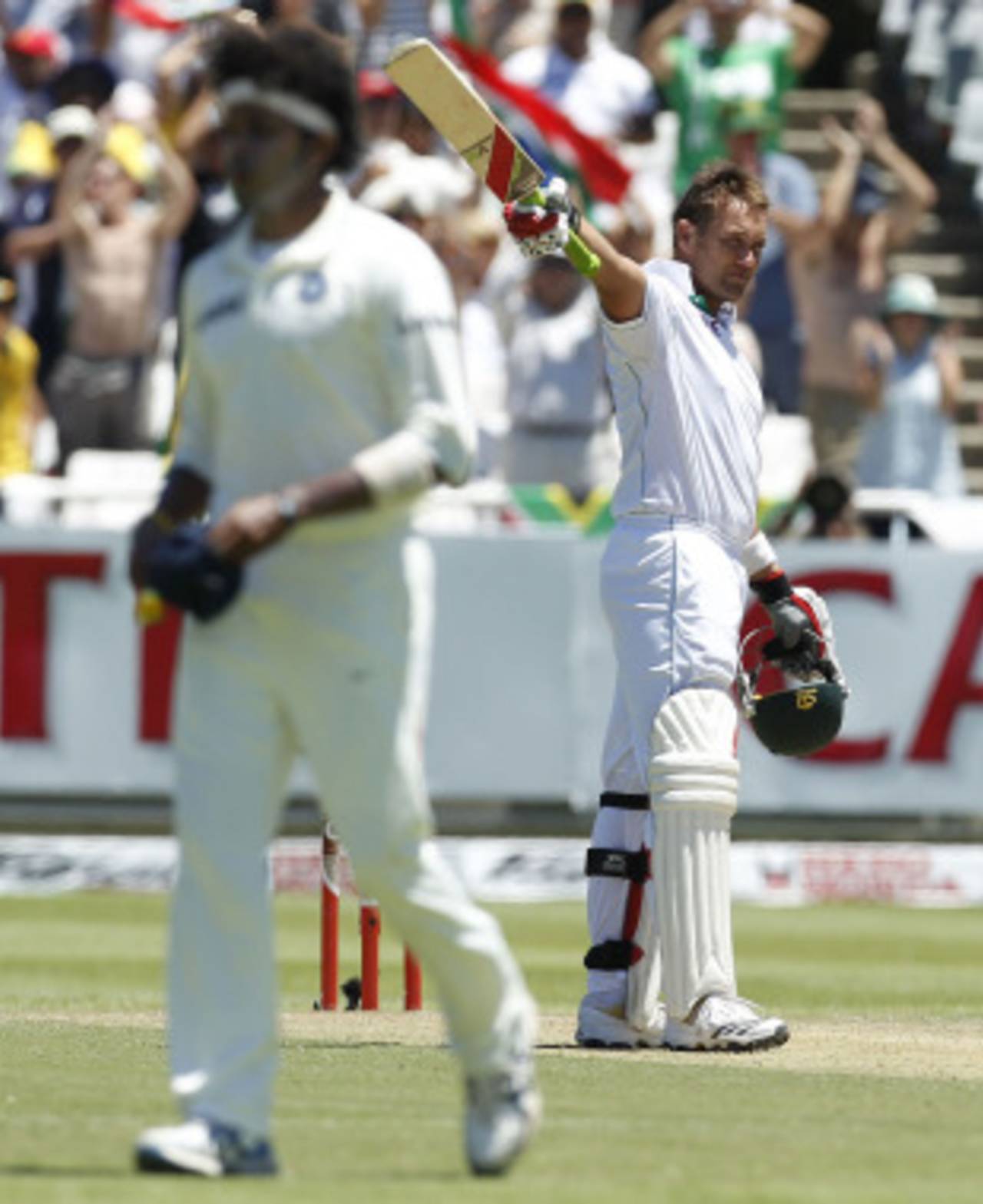 Jacques Kallis' heroics took the spotlight away from Sreesanth's five-for, South Africa v India, 3rd Test, Cape Town, 2nd day, January 3, 2011