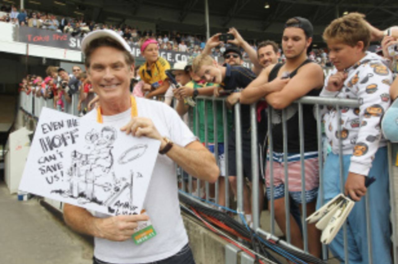 Don't hassle the Hoff: David Hasselhoff at the SCG, Australia v England, 5th Test, Sydney, 2nd day, January 4, 2011