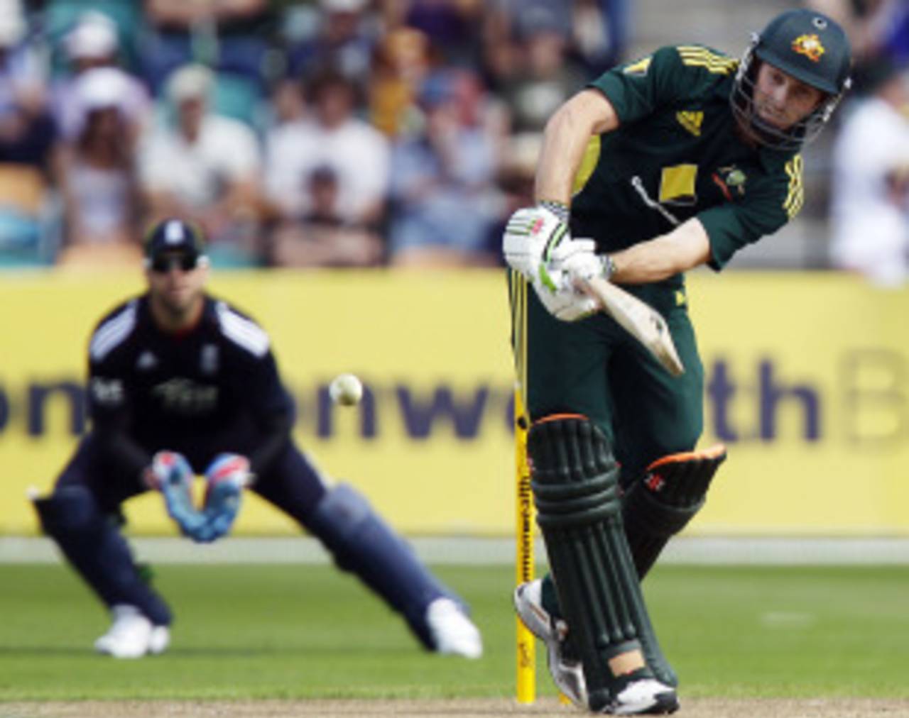 Shaun Marsh held firm while wickets tumbled around him , Australia v England, 2nd ODI, Hobart, January 21, 2011