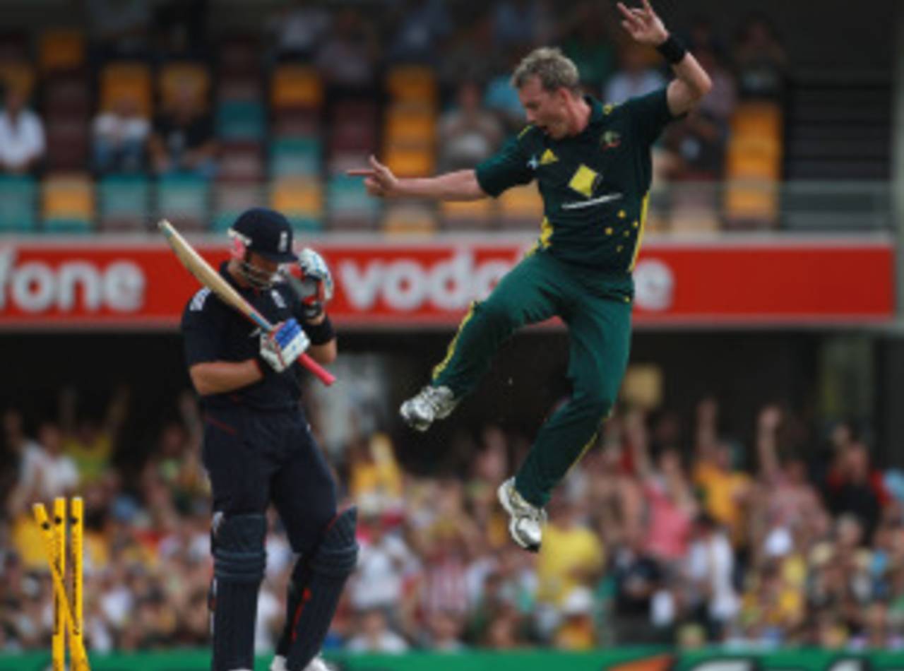 Brett Lee was gifted a couple of early wickets with some soft dismissals&nbsp;&nbsp;&bull;&nbsp;&nbsp;Getty Images