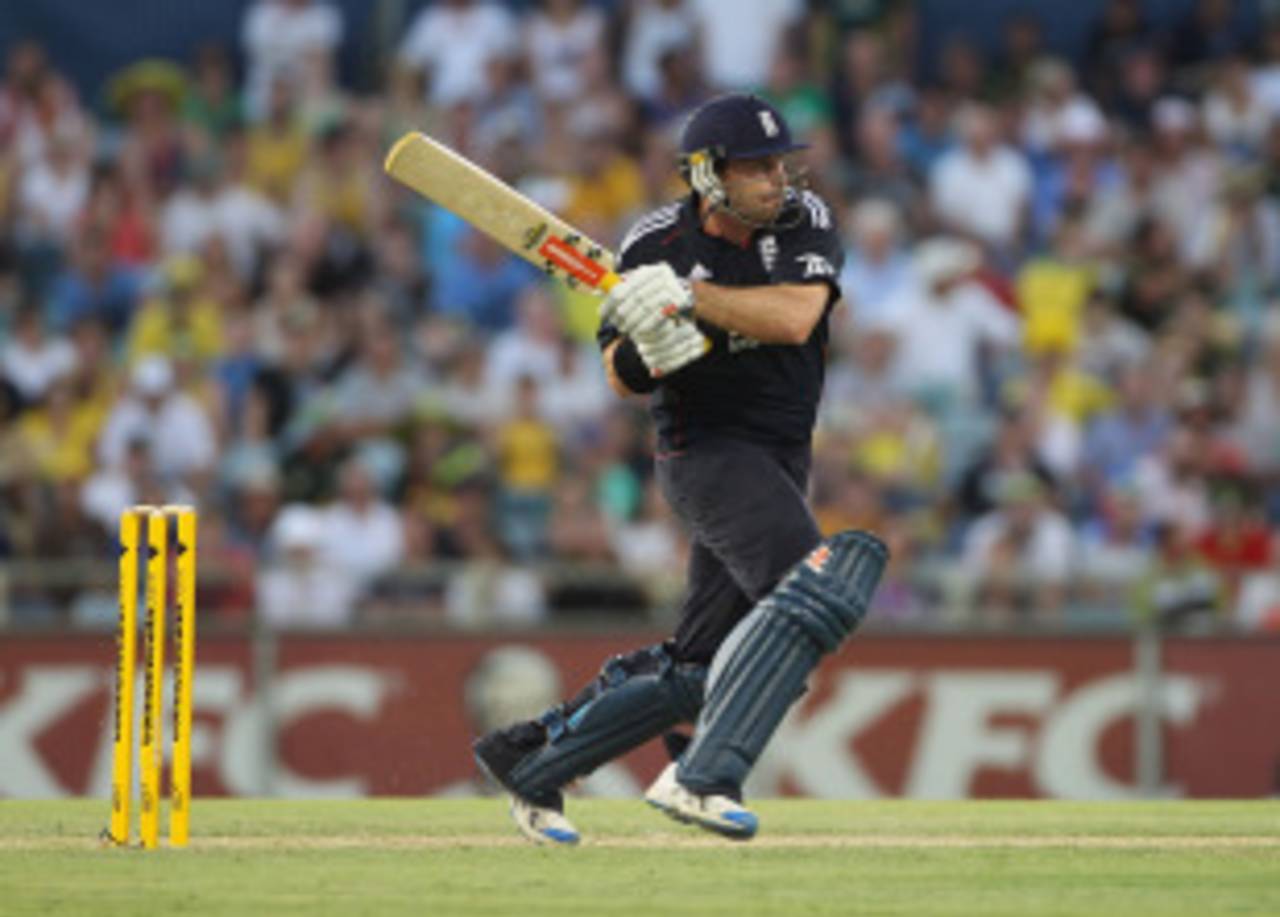 Michael Yardy delayed the inevitable with a futile half-century, Australia v England, 7th ODI, Perth, February 6 2011