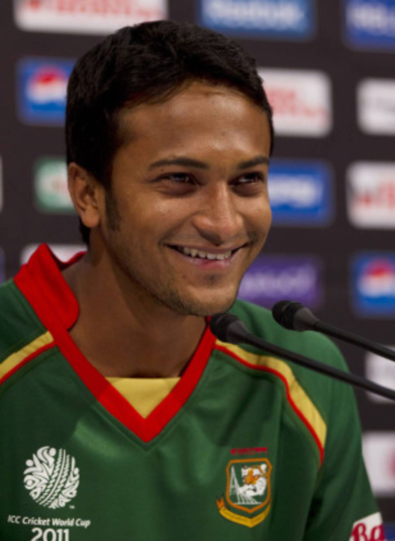 Shakib Al Hasan is all smiles at a press conference, Dhaka, February 8, 2011
