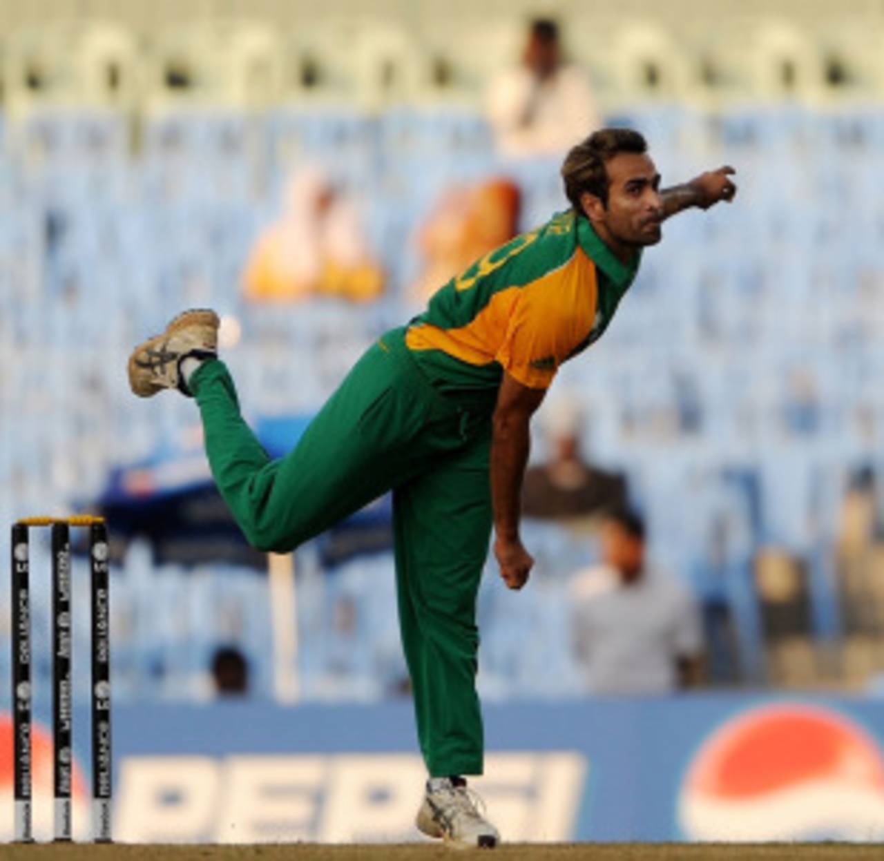 Imran Tahir picked up three wickets in South Africa's win, South Africa v Zimbabwe, World Cup warm-up match, Chennai, February 12, 2011
